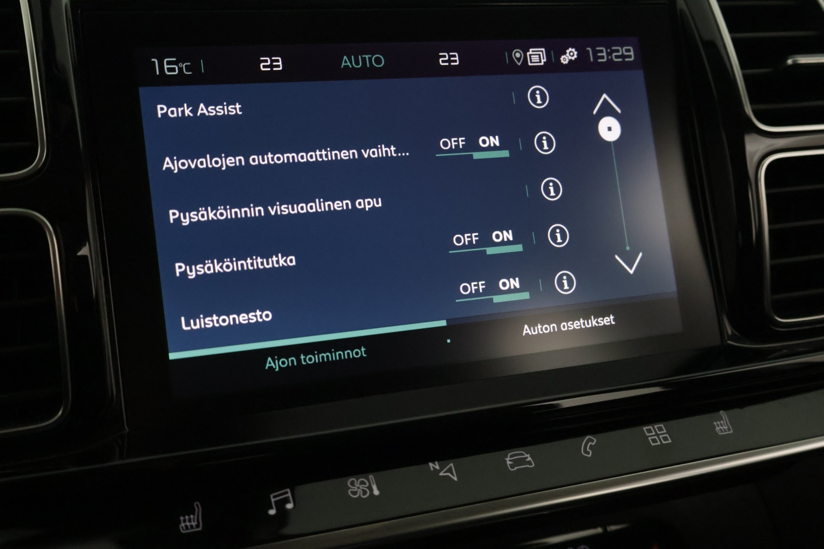 Citroen C5 Aircross 2021 Plug-in Hybrid 225 Shine Launch Edition **Muistipenkit nahoilla / Hieronta ominaisuus / Panorama / ACC** - Kahdet renkaat vanteineen / Juuri huollettu / Uudet kesärenkaat / Sähkötoiminen takaluukku / ISOFIX 3 kpl