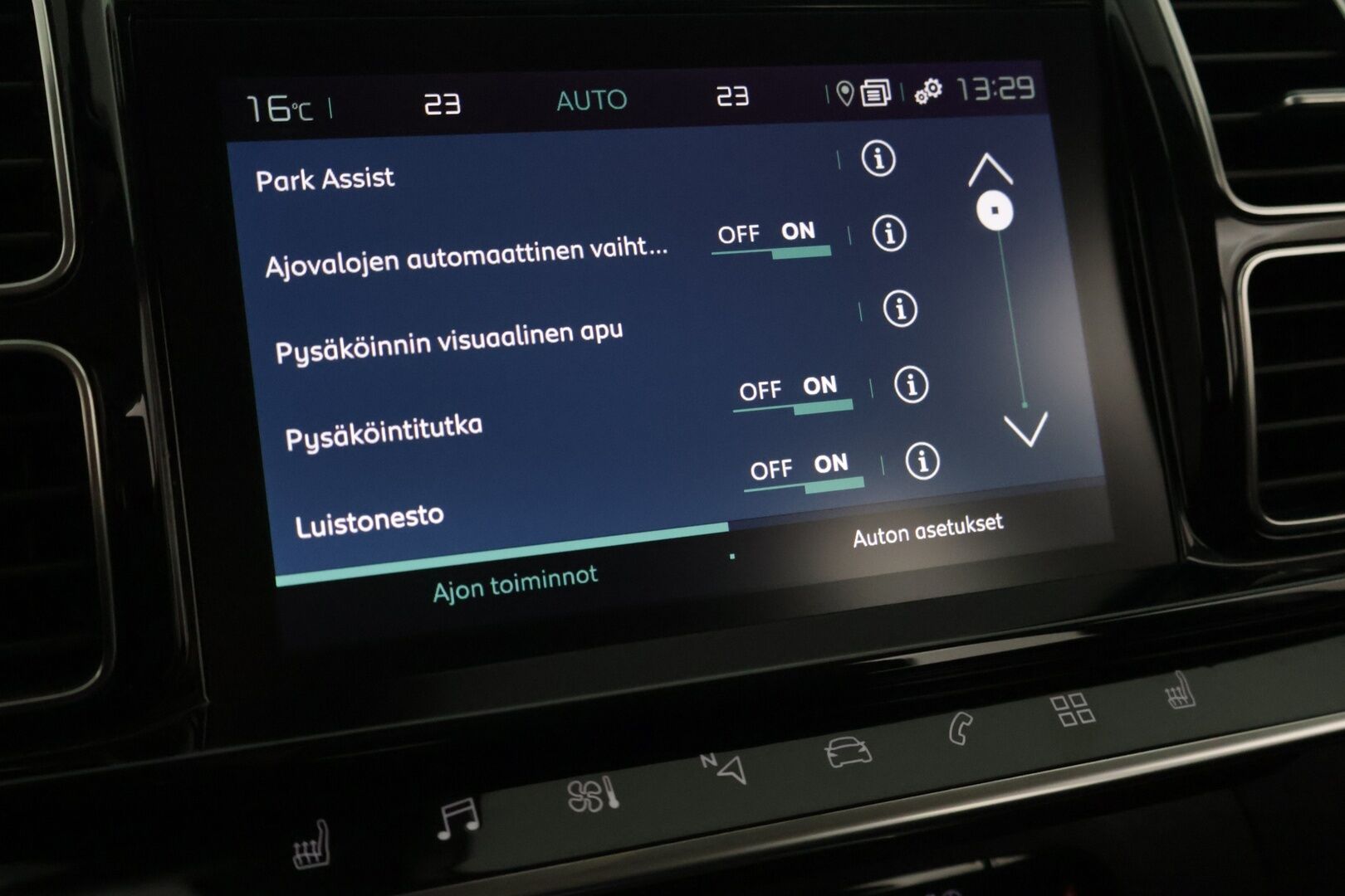 Citroen C5 Aircross 2021 Plug-in Hybrid 225 Shine Launch Edition **Muistipenkit nahoilla / Hieronta ominaisuus / Panorama / ACC** - Kahdet renkaat vanteineen / Juuri huollettu / Uudet kesärenkaat / Sähkötoiminen takaluukku / ISOFIX 3 kpl