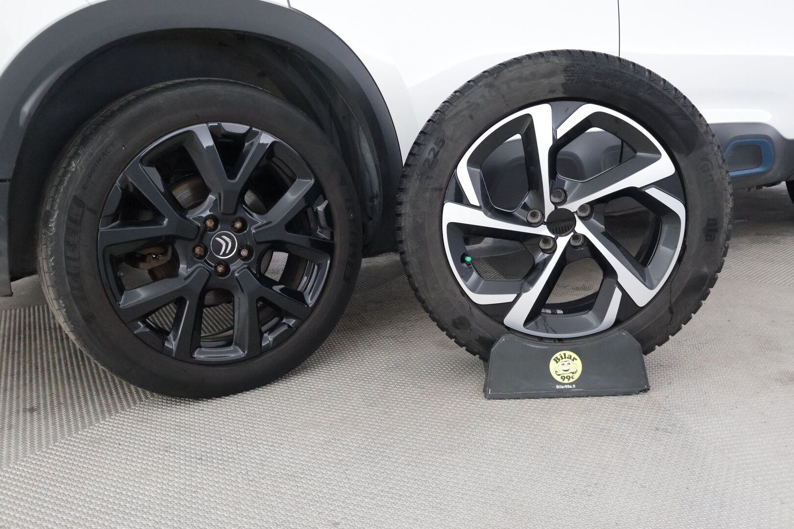 Citroen C5 Aircross 2021 Plug-in Hybrid 225 Shine Launch Edition *Adapti vakkari / Hierovat sähkösäätöiset nahkaistuimet / 360-kamera / Panorama* - Kahdet renkaat vanteineen / Juuri huollettu / Uudet kesärenkaat / Sähkötoiminen takaluukku / ISOFIX 3 kpl - Osta nyt, maksa vasta ensi vuonna