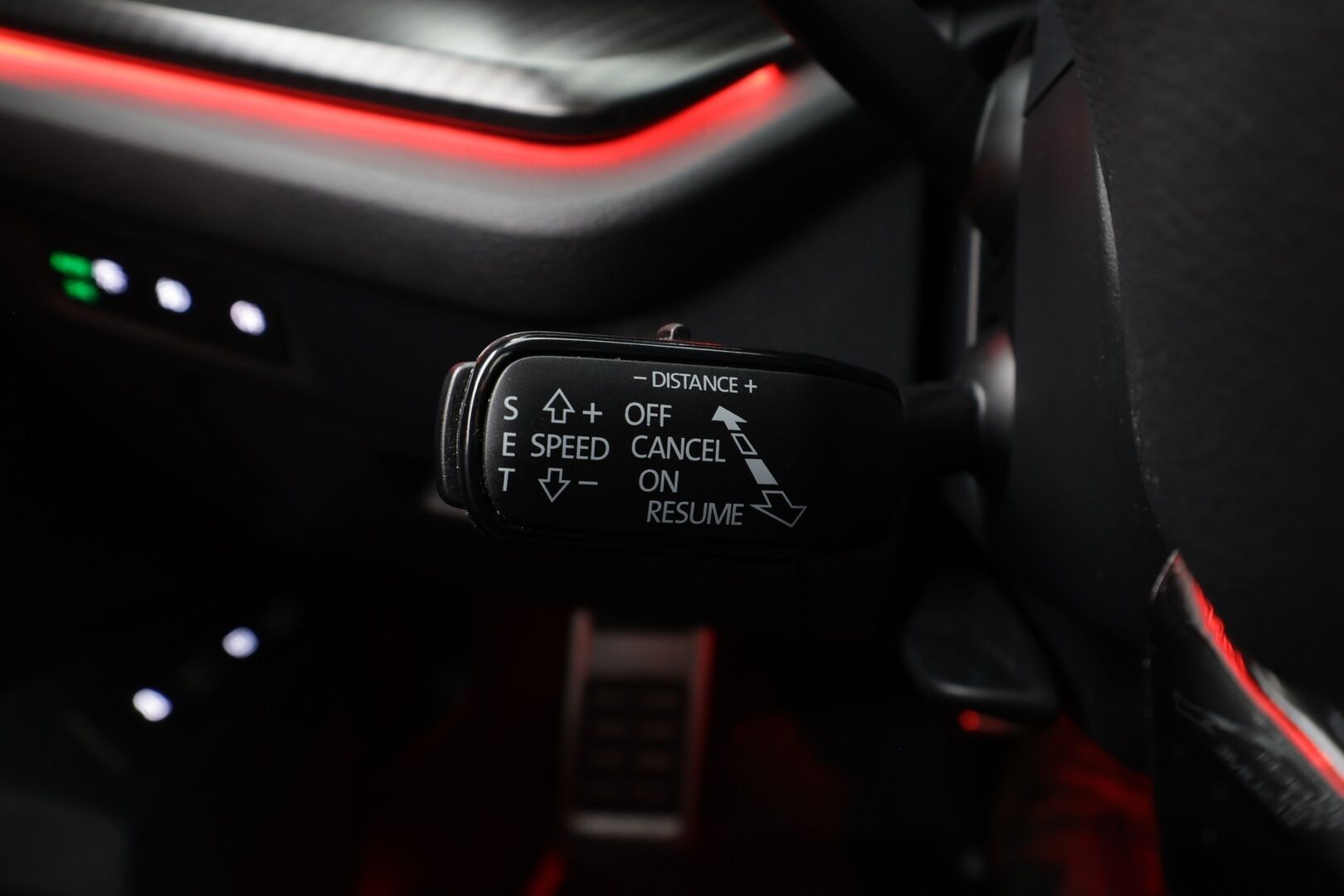 Skoda Octavia 2021 1,4 TSI PHEV RS iV DSG * Webasto / ACC / Matrix / P.kamera / Navi / Kaistavahti / Keyless * - Suomi-auto / Kahdet renkaat aluvanteilla / 2x Latauskaapelit - HULLUT AVAJAISHULINAT KORKOTARJOUS 3,29 %