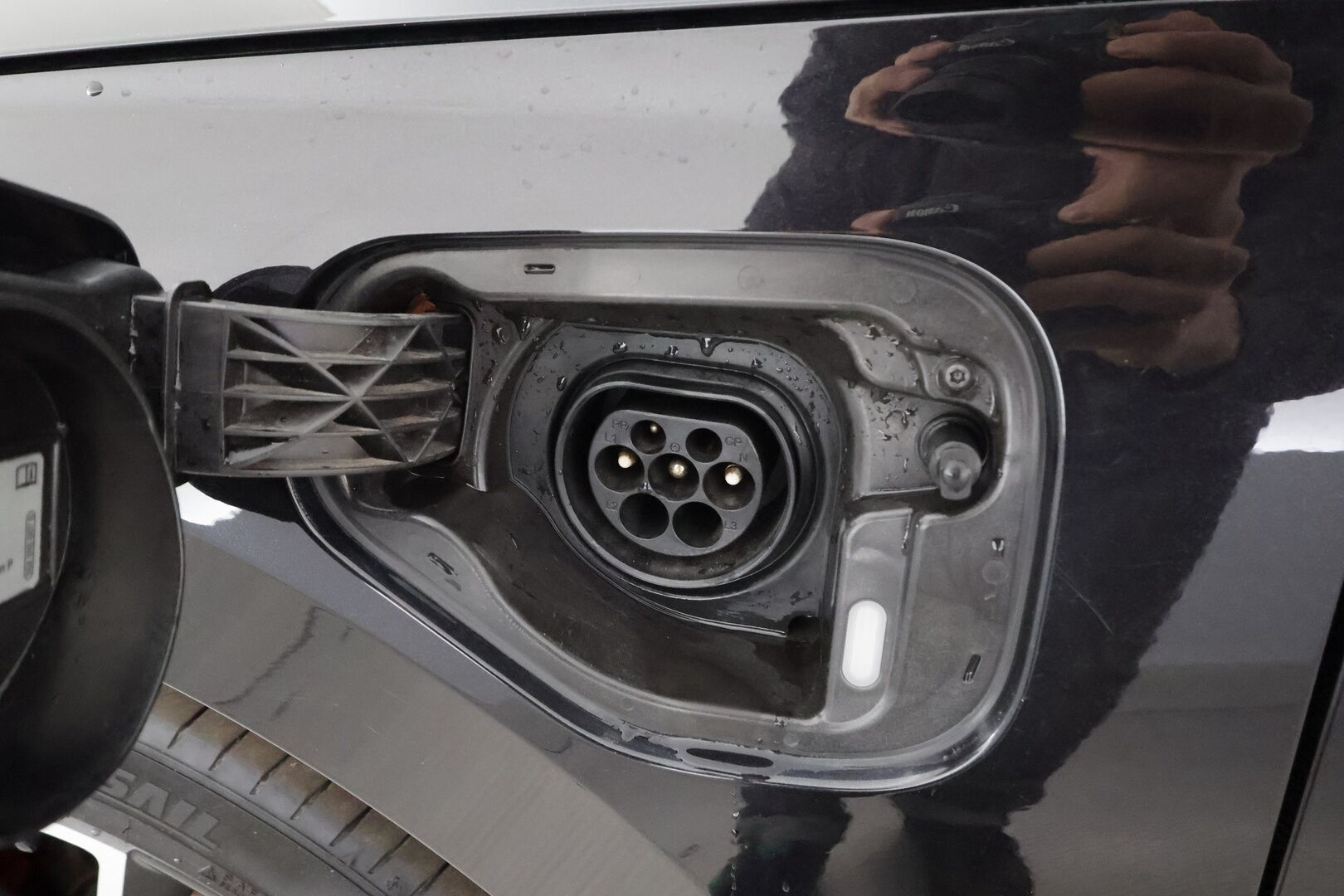 Skoda Octavia 2021 1,4 TSI PHEV RS iV DSG * Webasto / ACC / Matrix / P.kamera / Navi / Kaistavahti / Keyless * - Suomi-auto / Kahdet renkaat aluvanteilla / 2x Latauskaapelit - HULLUT AVAJAISHULINAT KORKOTARJOUS 3,29 %