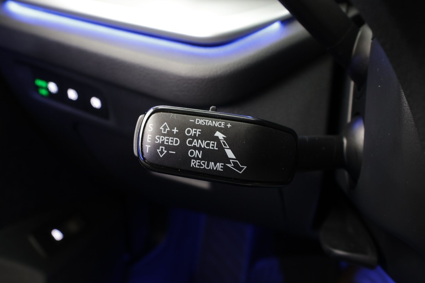 Skoda Octavia 2021 Combi 1,5 TSI Style eTEC DSG * ACC / HUD / Webasto / Matrix LED / P.kamera / Navi / Digimittaristo / Sähköluukku * - Suomi-auto / Kahdet renkaat aluvanteilla / Merkkihuollettu