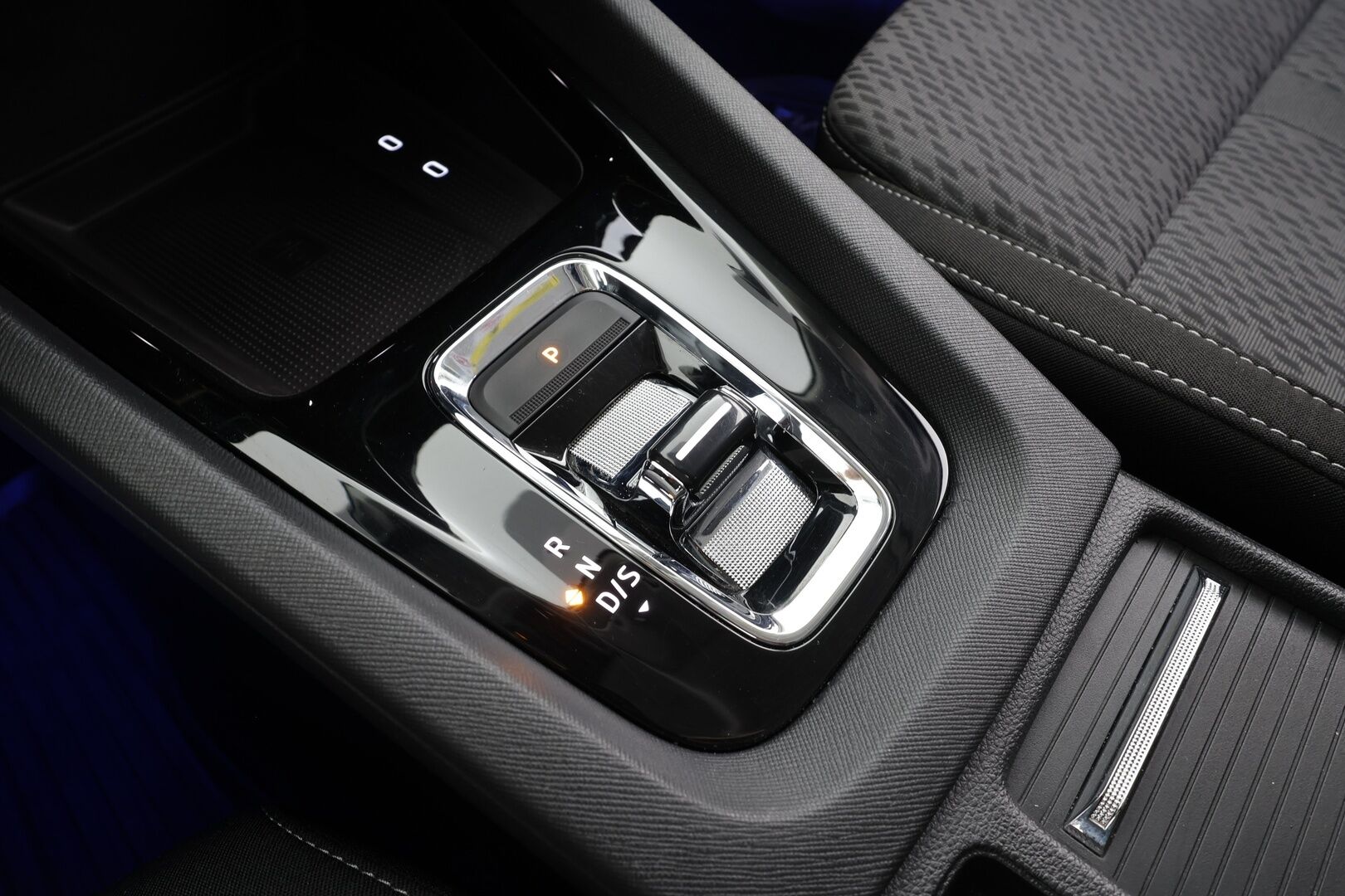 Skoda Octavia 2021 Combi 1,5 TSI Style eTEC DSG * ACC / HUD / Webasto / Matrix LED / P.kamera / Navi / Digimittaristo / Sähköluukku - Suomi-auto / Kahdet renkaat aluvanteilla / Merkkihuollettu - HULLUT JOULUT KORKOTARJOUS 2,49% 