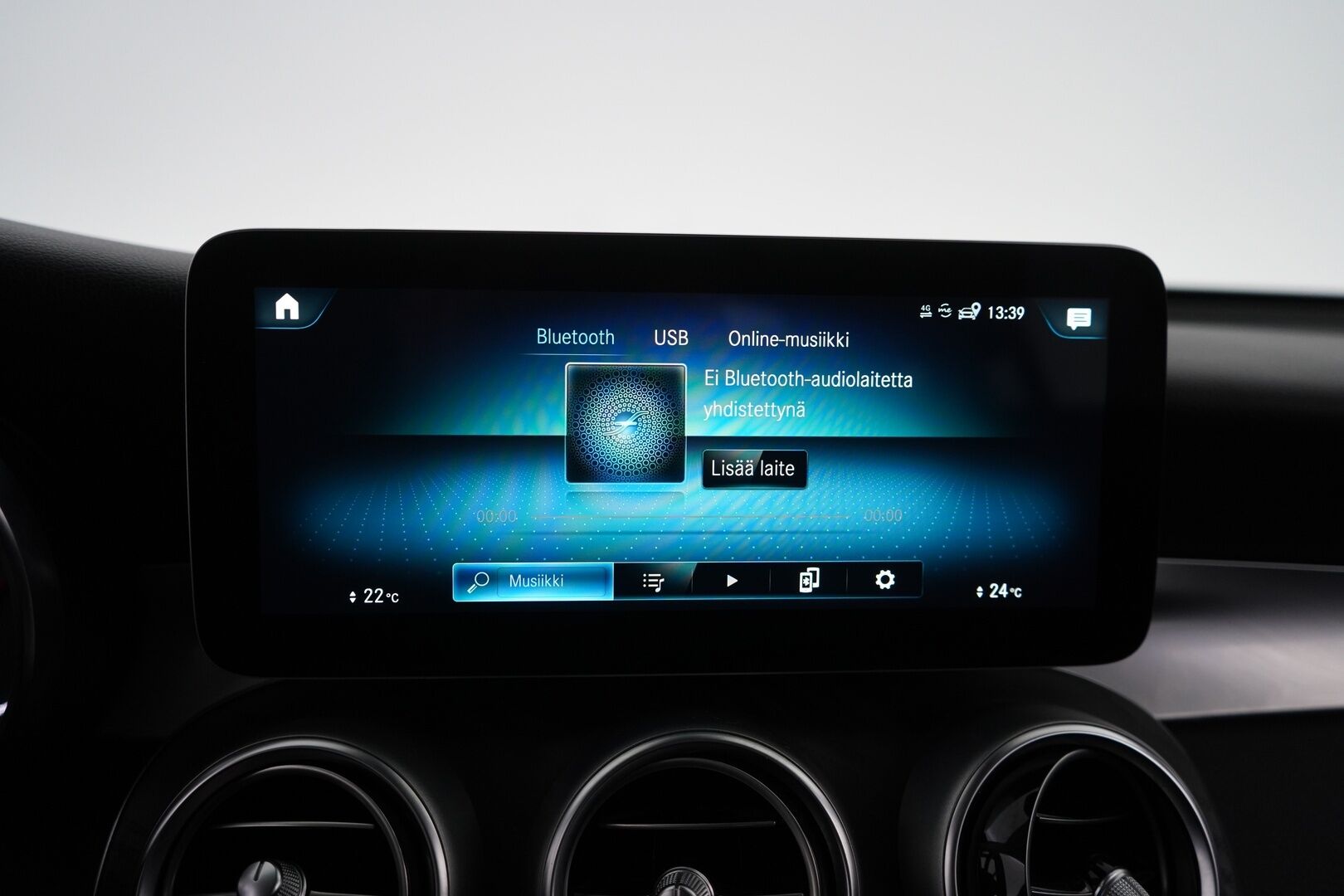 Mercedes-Benz GLC 2021 300 e 4MATIC A Business EQ Power - Distronic | HUD | Nahkasisusta | Vetokoukku | Peruutuskamera | Osittain sähkösäätöiset etuistuimet | Astinlaudat | Kahdet renkaat vanteineen | SoH 84.2% - KORKO VAIN 3,99 %