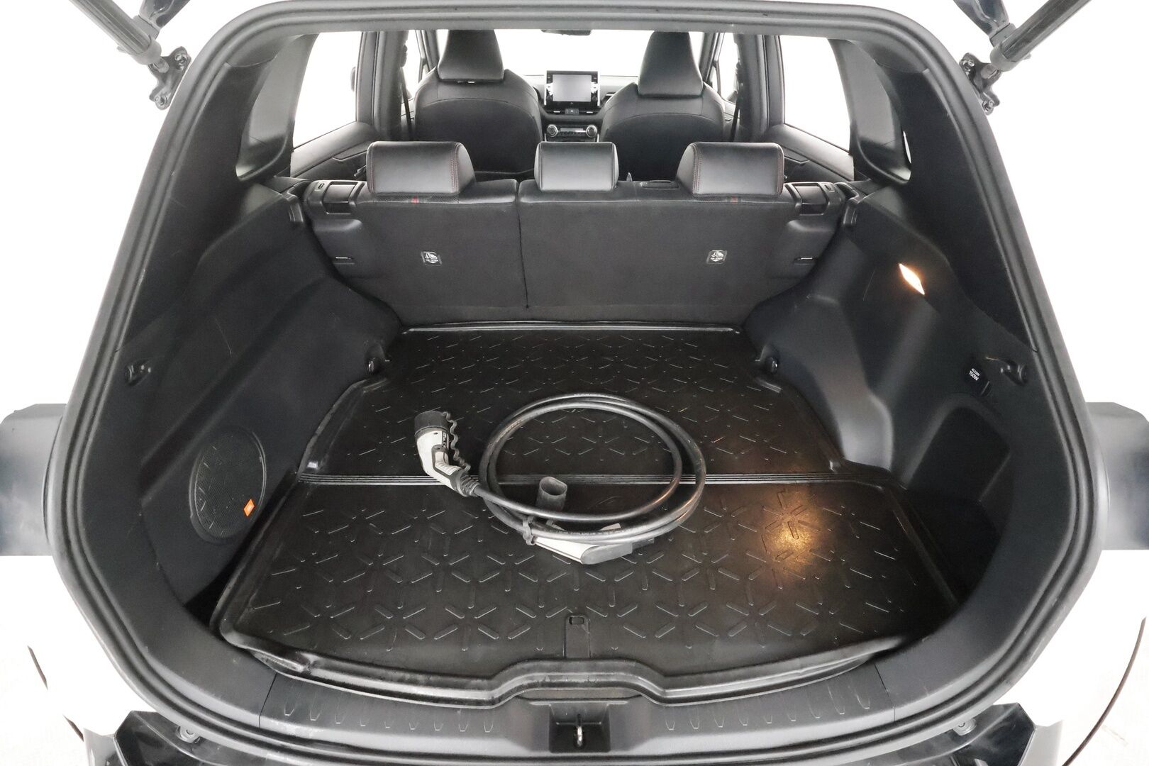 Toyota RAV4 Plug-in 2021 Hybrid 2,5 AWD-i Premium Business * Panorama / Koukku / ACC / LED / P.Kamera / JBL / Ilmastoitu Muistipenkki / Navi * - 1-om Suomi-auto / Kahdet renkaat aluvanteilla / Merkkihuollot - HULLUT AVAJAISHULINAT KORKOTARJOUS 3,29 %