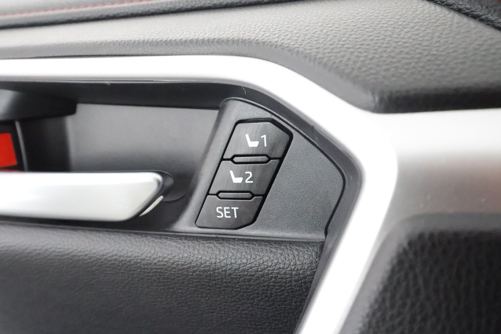 Toyota RAV4 Plug-in 2021 Hybrid 2,5 AWD-i Premium Business - 1-om Suomiauto | Panorama | Koukku | ACC | LED | P.Kamera | JBL | Ilmastoitu Muistipenkki | Navi | Merkkihuollot