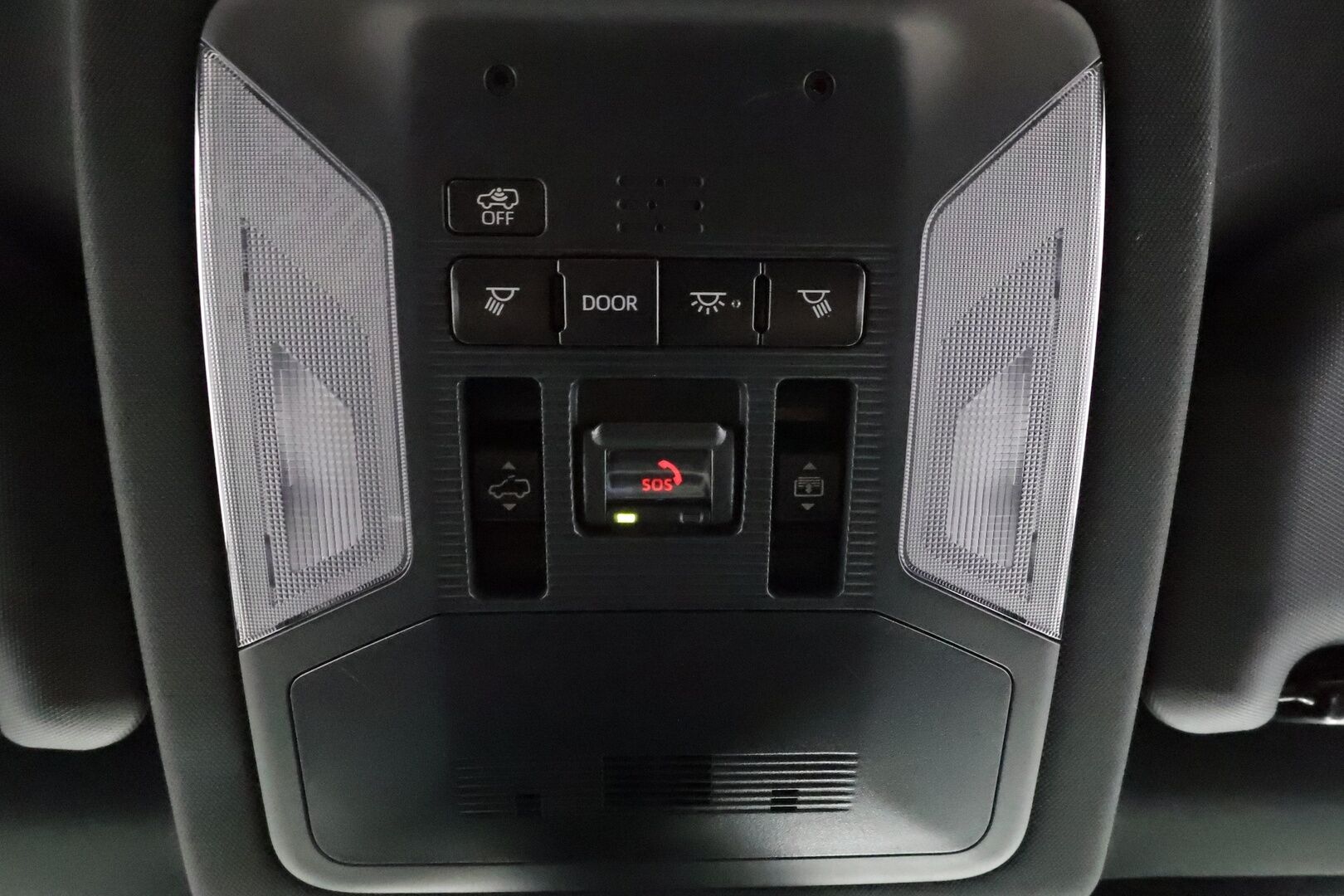 Toyota RAV4 Plug-in 2021 Hybrid 2,5 AWD-i Premium Business / Nahkaverhoilu / Panoramaama / JBL / Vetokoukku / Peruutuskamera / BI-Tone väritys / TULOSSA //