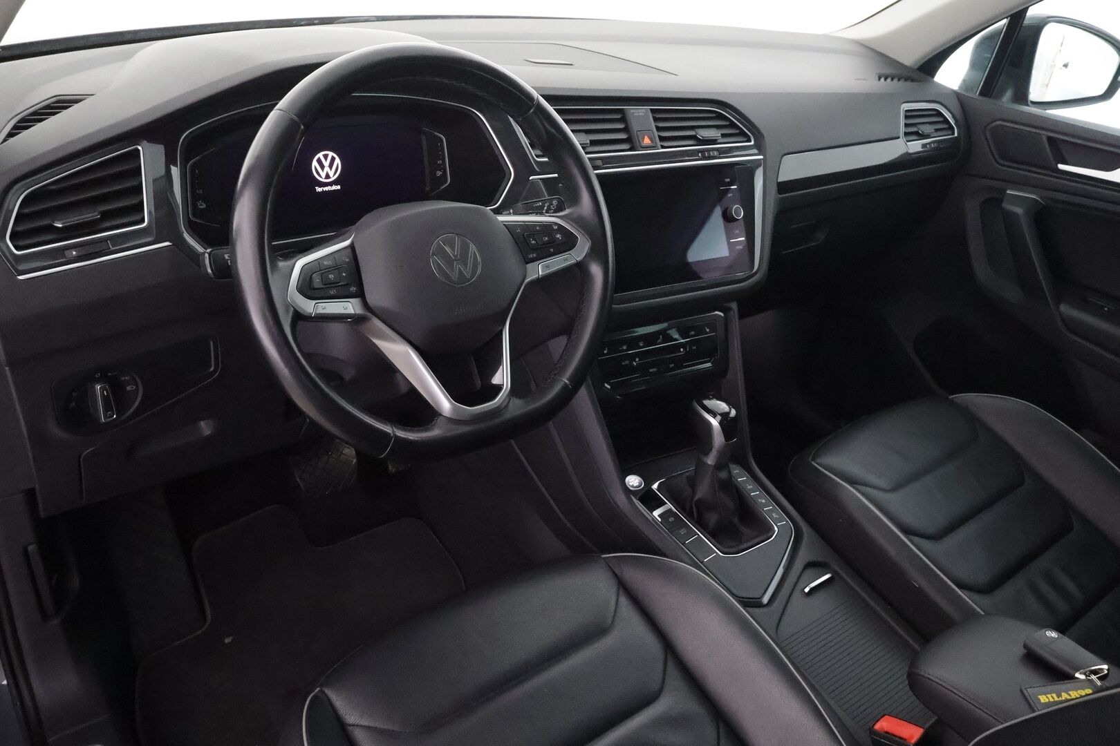 Volkswagen Tiguan 2021 Style eHybrid 180 kW DSG-automaatti - | ACC | Matrix-LED | 360 | Muistipenkki | Nahkaverhoilu | Kaistavahti | Keyless | Digimittaristo | 1-om Suomi-auto | Kahdet renkaat | Merkkihuollot |