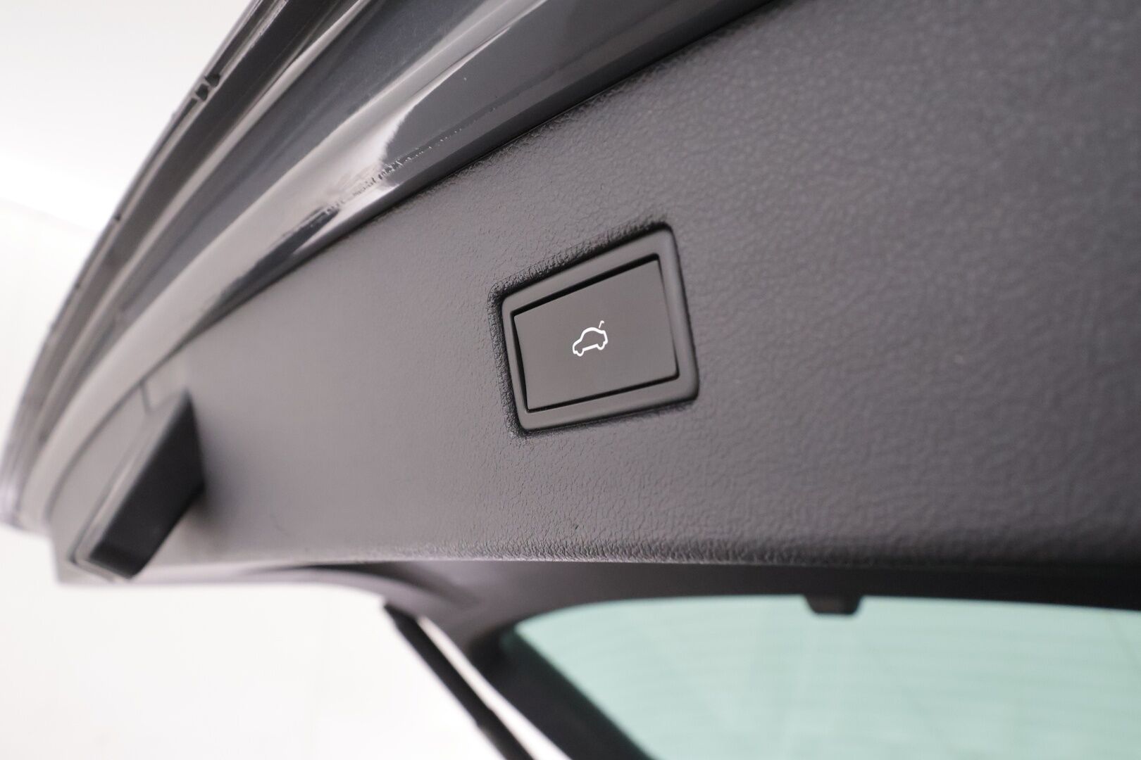 Volkswagen Tiguan 2021 Style eHybrid 180 kW DSG-automaatti - | ACC | Matrix-LED | 360 | Muistipenkki | Nahkaverhoilu | Kaistavahti | Keyless | Digimittaristo | 1-om Suomi-auto | Kahdet renkaat | Merkkihuollot |