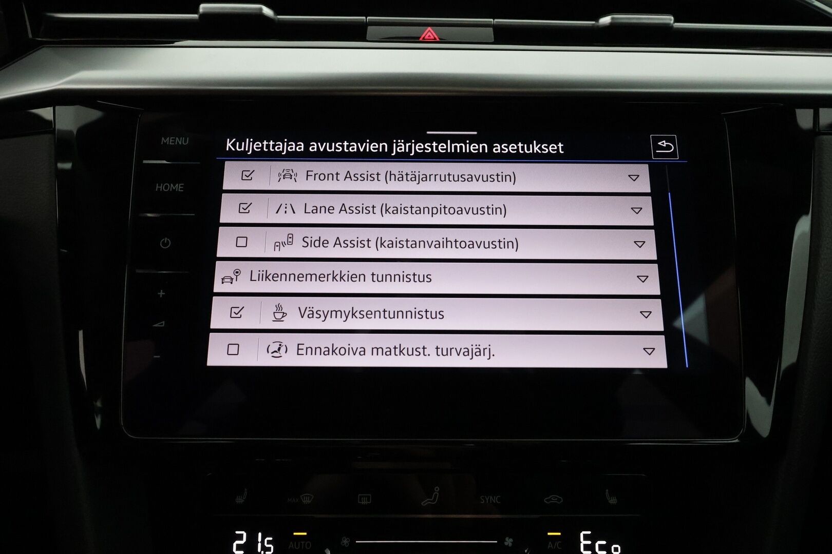 Volkswagen Arteon 2021 Shooting Brake R-Line eHybrid 160 kW DSG-automaatti ** Webasto / HUD / Adapt.Vakkari / Adapt.LED / P.Kamera / Navi ** - Suomi-auto / Akku Kuntotarkistettu!