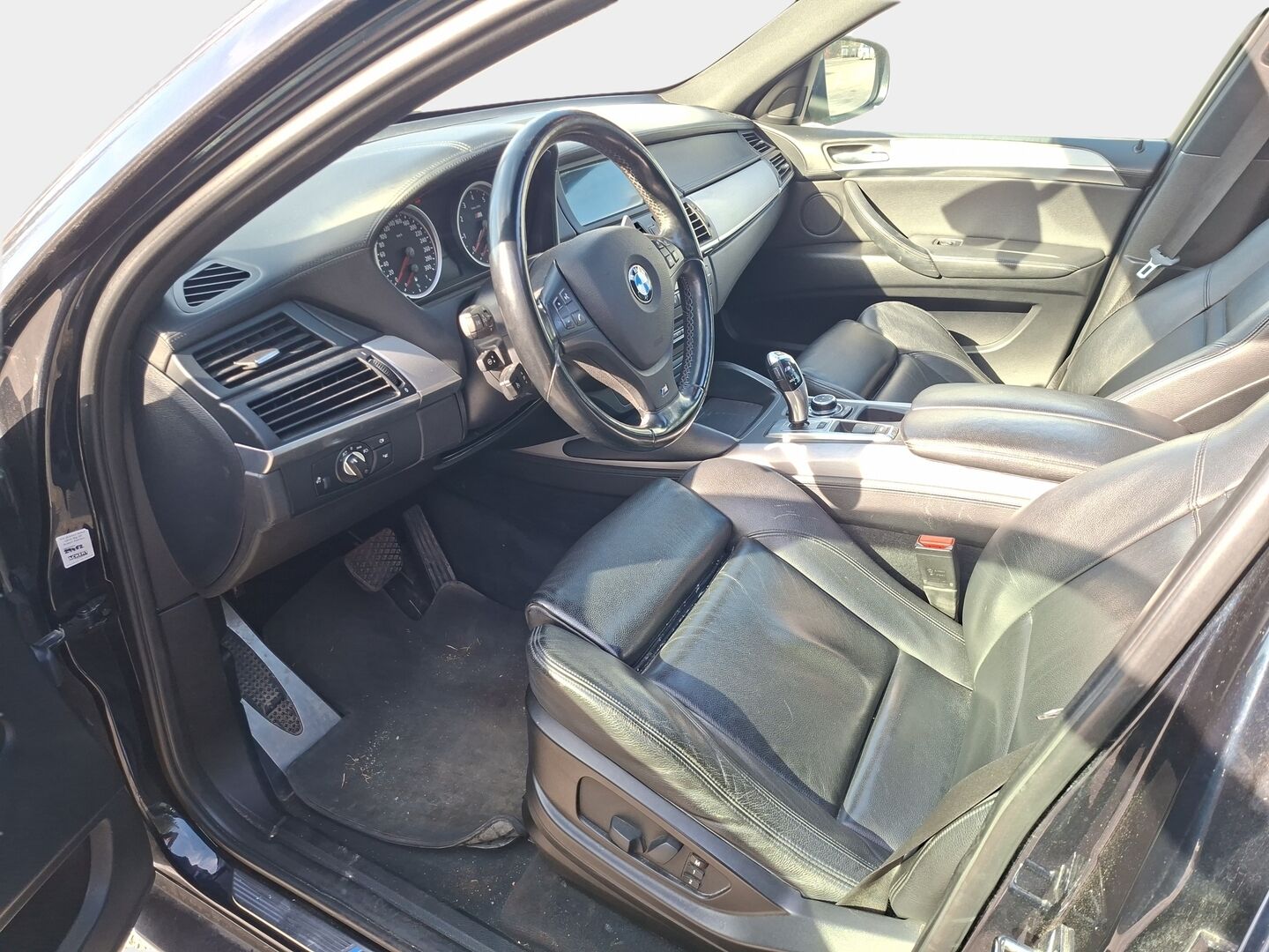 BMW X6M 2010 E71 SAV * YritysOutlet - Myydään vain yrityksille * - HUD / Vetokoukku / Kattoluukku / Prof.Navi / Peruutuskamera / Muistipenkki / Nahkasisusta 