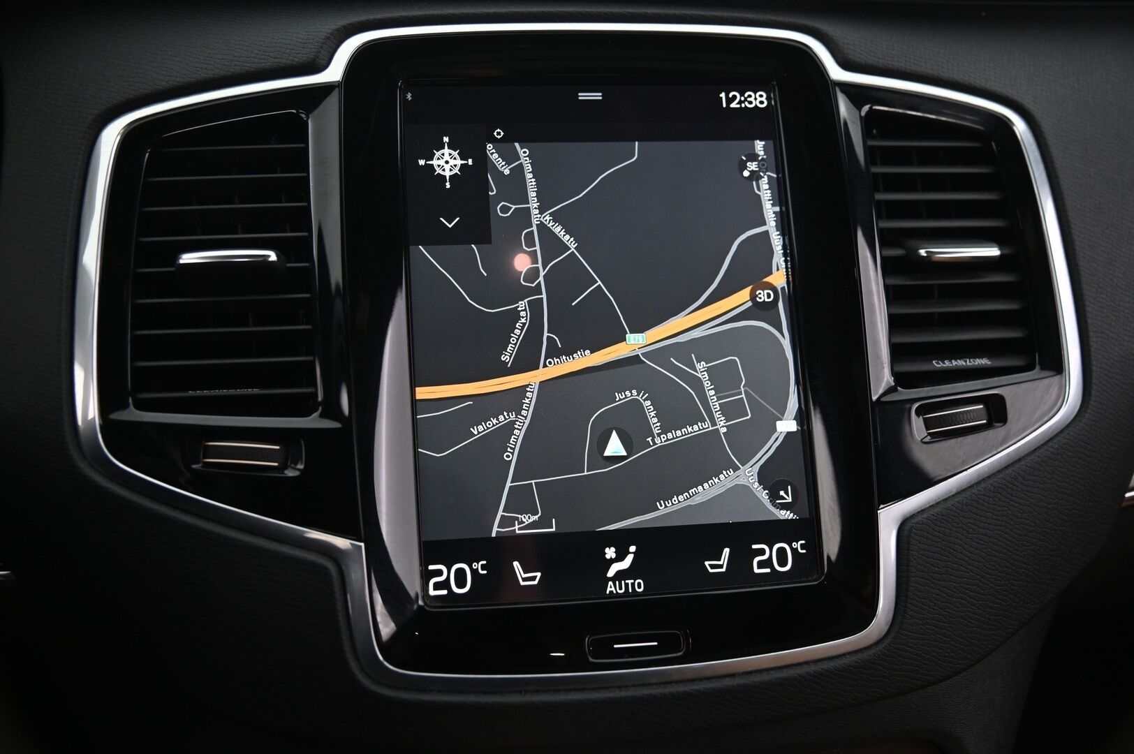 Volvo XC90 2016 T8 Twin Engine AWD Inscription au 7-P *VOC / ACC / Koukku / Muistipenkit / Tuuletetut etuistuimet / Panorama / Urheiluistuimet / Navi / Full-LED - *SoH 76.5% / Ratinlämmitys / Webasto / BLIS / P-Kamera / Tutkat / Pilot-Assist* 