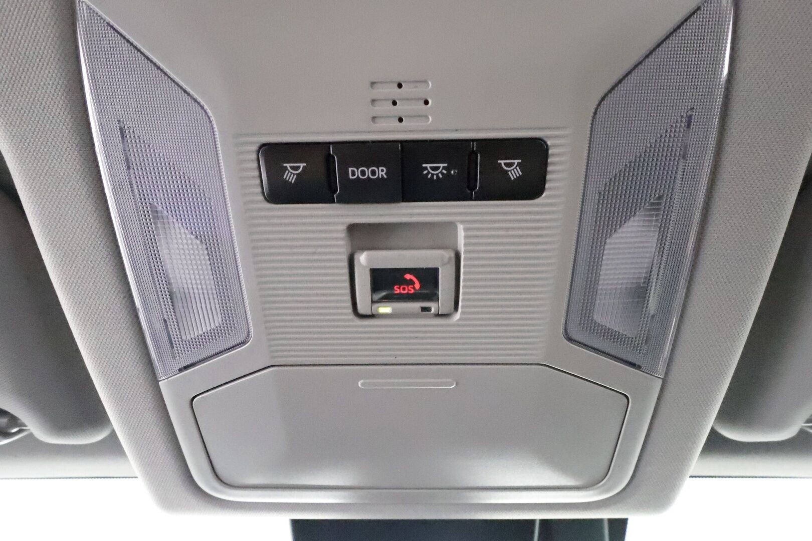 Toyota RAV4 2021 2,5 Hybrid Business **Adapt.Vakkari / P. Kamera / LED-valot / Navi / Kaistavahti / KeylessGO / 2x Renkaat** - 3,99 % KORKOTARJOUS TÄHÄN AUTOON - 2-Omisteinen Merkkihuollettu Suomi-auto!