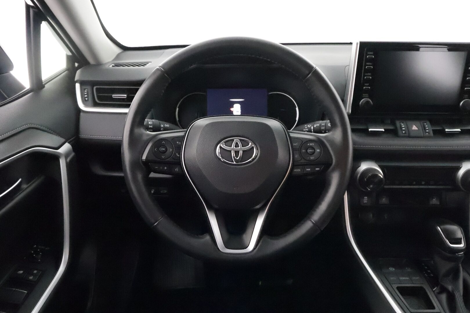 Toyota RAV4 2021 2,5 Hybrid Business **Adapt.Vakkari / P. Kamera / LED-valot / Navi / Kaistavahti / KeylessGO / 2x Renkaat** - 3,99 % KORKOTARJOUS TÄHÄN AUTOON - 2-Omisteinen Merkkihuollettu Suomi-auto!