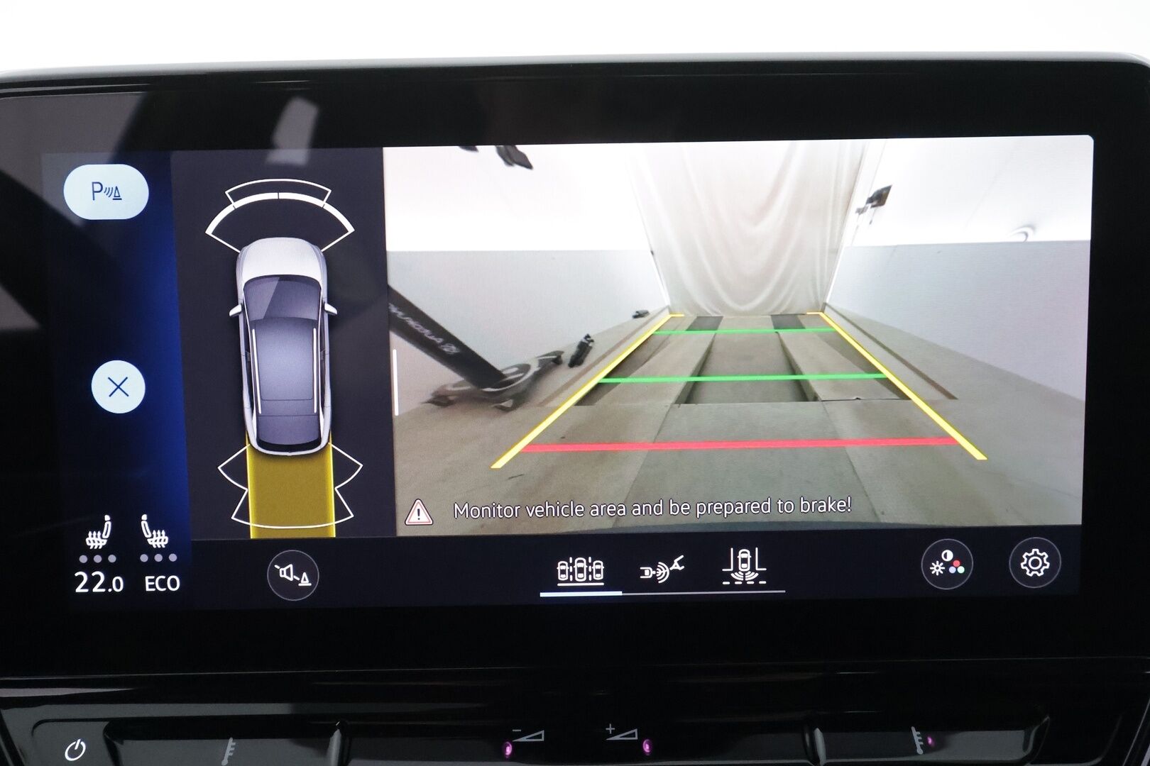 Volkswagen ID.4 2021 Pro Performance 1ST 150 kW, akku 77 kWh * ACC / ILP / Koukku / LED / Navi / P.Kamera / Ratinlämmitin * - 1.Om Suomi-auto / Kahdet renkaat aluvanteilla / Merkkihuollettu