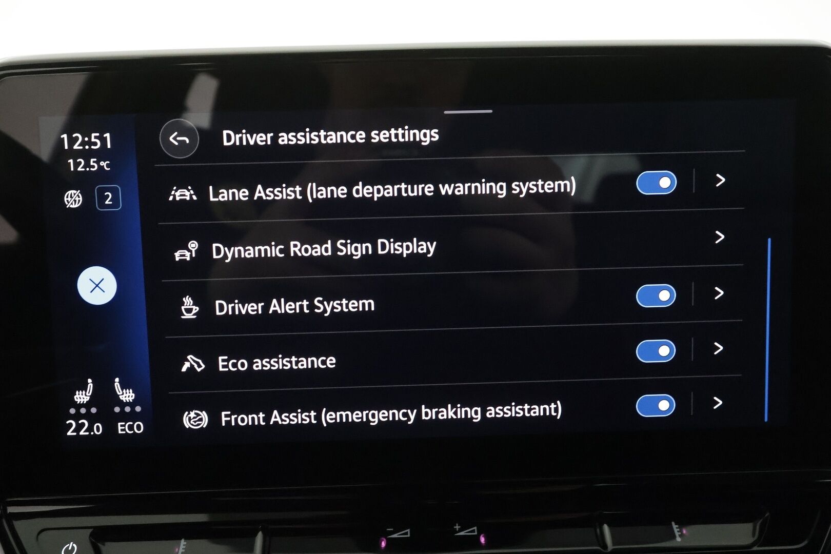 Volkswagen ID.4 2021 Pro Performance 1ST 150 kW, akku 77 kWh * ACC / ILP / Koukku / LED / Navi / P.Kamera / Ratinlämmitin * - 1.Om Suomi-auto / Kahdet renkaat aluvanteilla / Merkkihuollettu