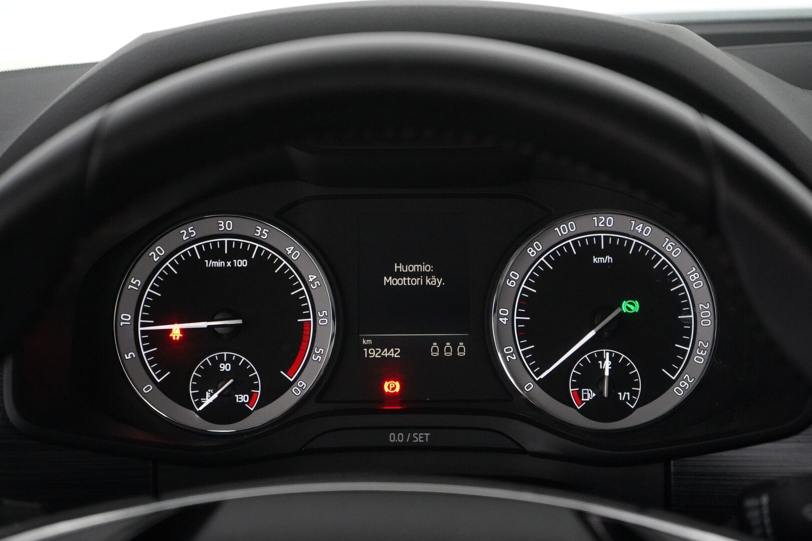 Skoda Kodiaq 2021 2,0 TDI 150 Ambition BusinessLine DSG Autom. *ACC / Panorama / Koukku / Webasto / Ratinlämmitin* - Suomi-auto / Iso huolto 180tkm / Kahdet OEM vanteet 