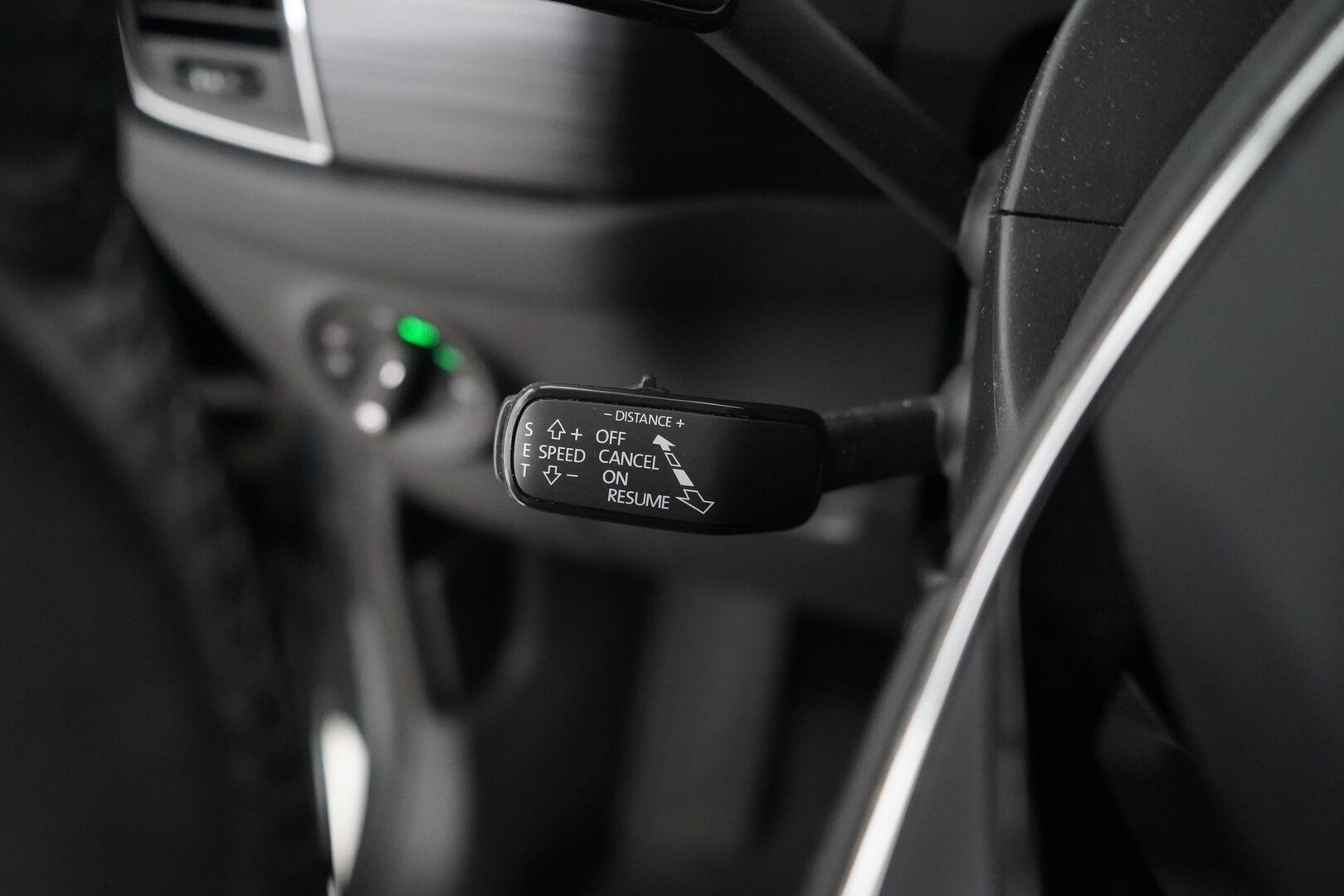 Skoda Kodiaq 2021 2,0 TDI 150 Ambition BusinessLine DSG Autom. *ACC / Panorama / Koukku / Webasto / Ratinlämmitin* - Suomi-auto / Iso huolto 180tkm / Kahdet OEM vanteet 