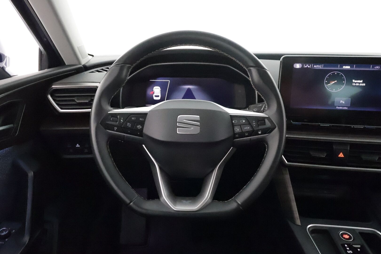 Seat Leon Sportstourer 2021 1,4 PHEV 204 eHybrid Xcellence DSG **1.Om Suomi-auto / Adapt.Vakkari / LED-valot / P.kamera / Navi / Kaistavahti** - Akku kuntotarkistettu! / Digimittaristo / 3-Alueinen AC / KeylessGO / 2x Renkaat