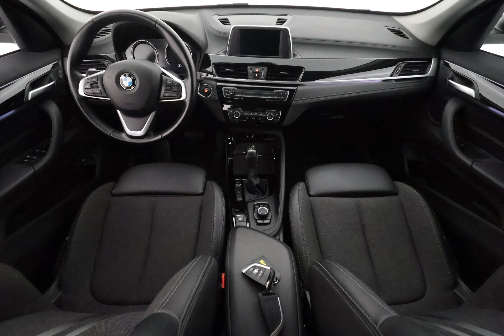 BMW X1 2021 F48 xDrive25e A Charged Edition Sport - 1Om Suomiauto / Peruutuskamera / Puolinahat / Sporttipenkit / LED / ALV / Tulossa Tampereelle!