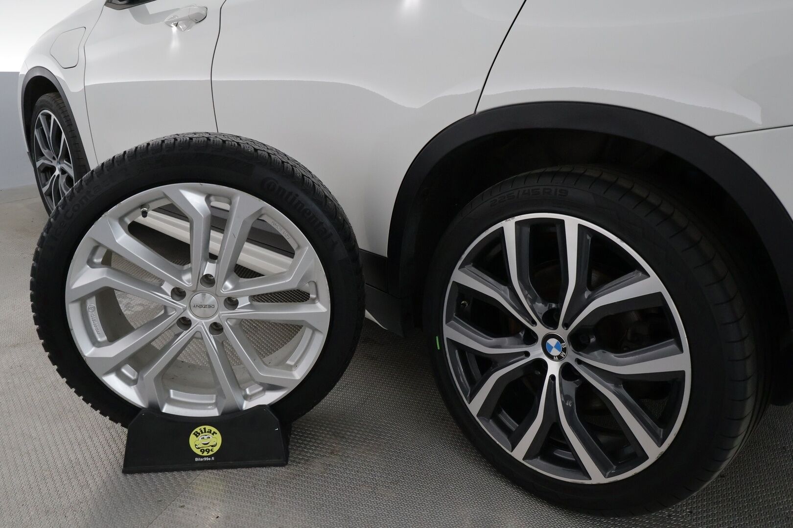 BMW X1 2021 F48 xDrive25e A Charged Edition Sport - 1Om Suomiauto / Peruutuskamera / Puolinahat / Sporttipenkit / LED / ALV / Tulossa Tampereelle!