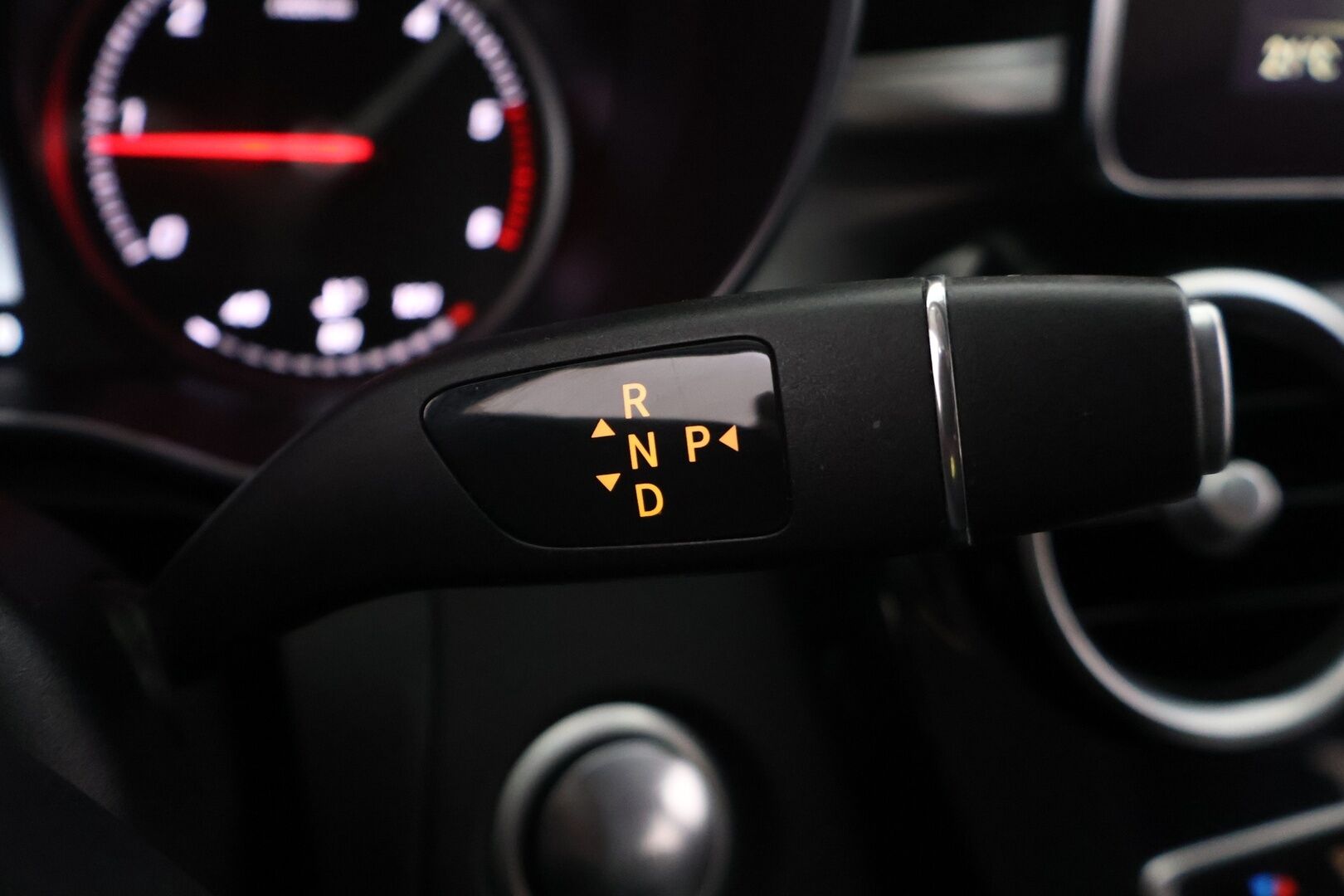 Mercedes-Benz C 2018 220 d 4Matic T A Premium Business *Webasto / P.kamera / Koukku / Navi / Urheiluistuimet* - *Ilmainen kotiintoimitus!*