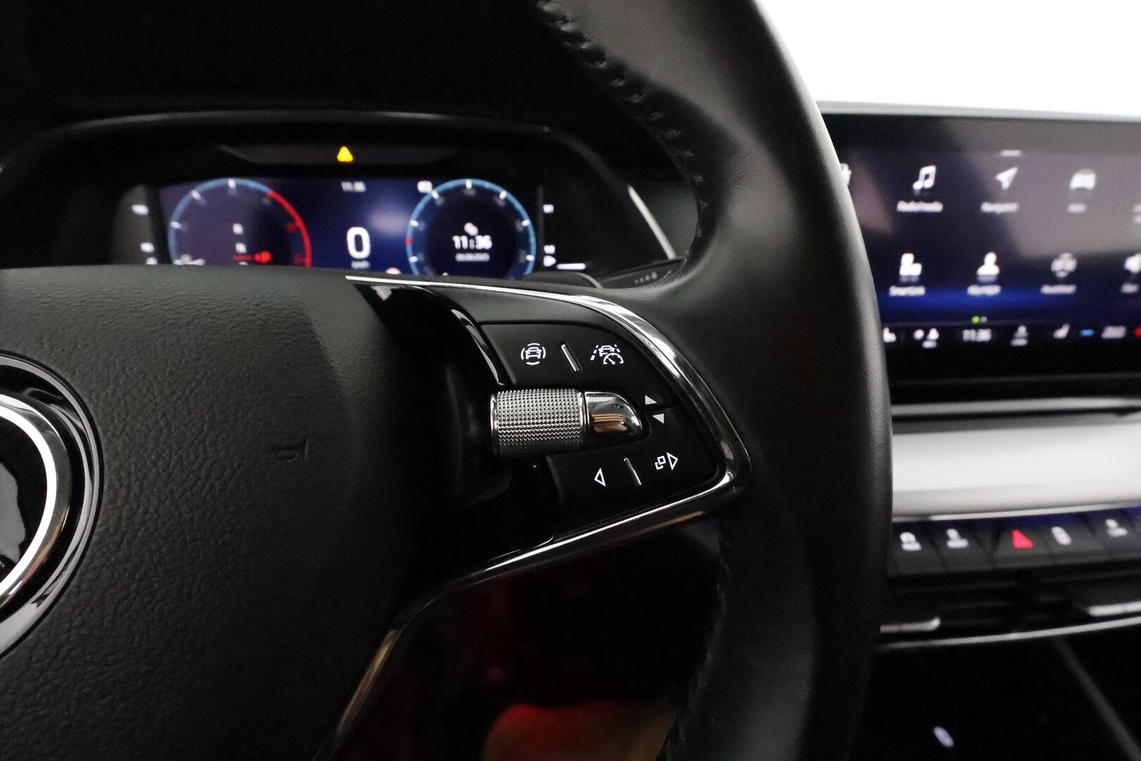 Skoda Octavia 2021 Combi 2,0 TDI 150 Style DSG **Webasto / Koukku / Adapt.Vakkari / Matrix-LED / P.kamera / Navi / Kaistavahti / Keyless** - 1-om Suomi-auto / Merkkihuollettu!