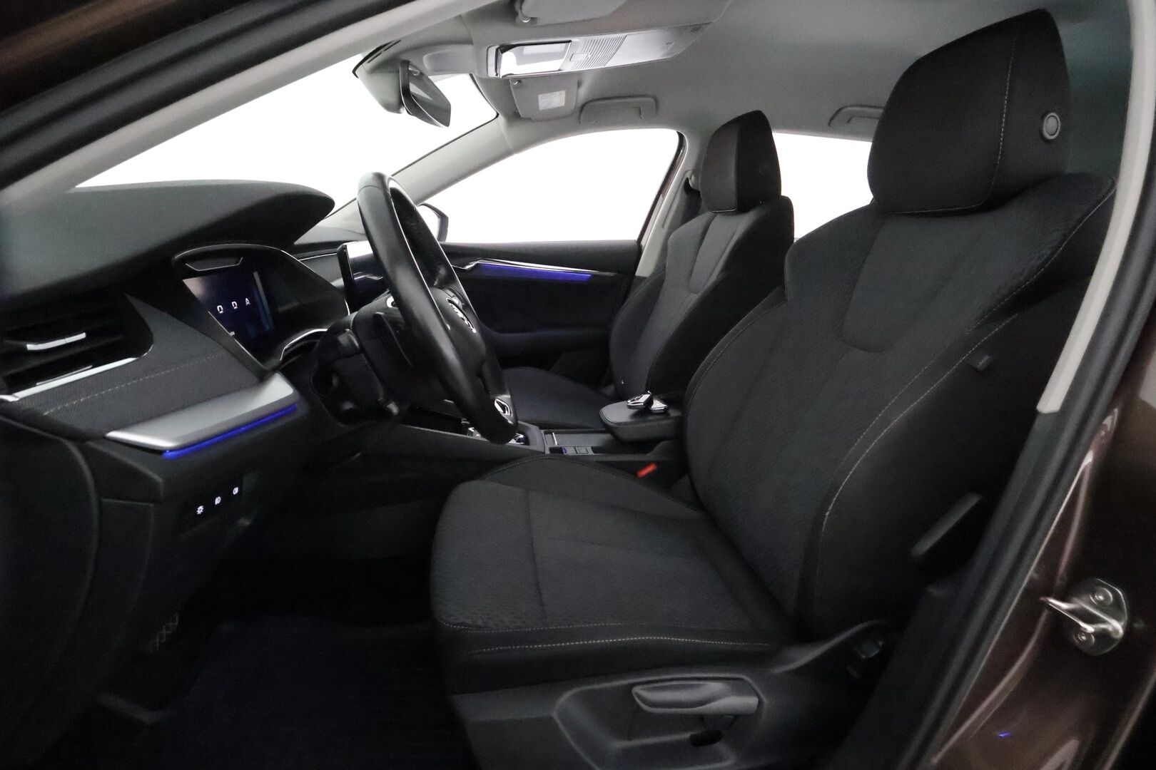 Skoda Octavia 2021 Combi 2,0 TDI 150 Style DSG **Webasto / Koukku / Adapt.Vakkari / Matrix-LED / P.kamera / Navi / Kaistavahti / Keyless** - 1-om Suomi-auto / Merkkihuollettu!