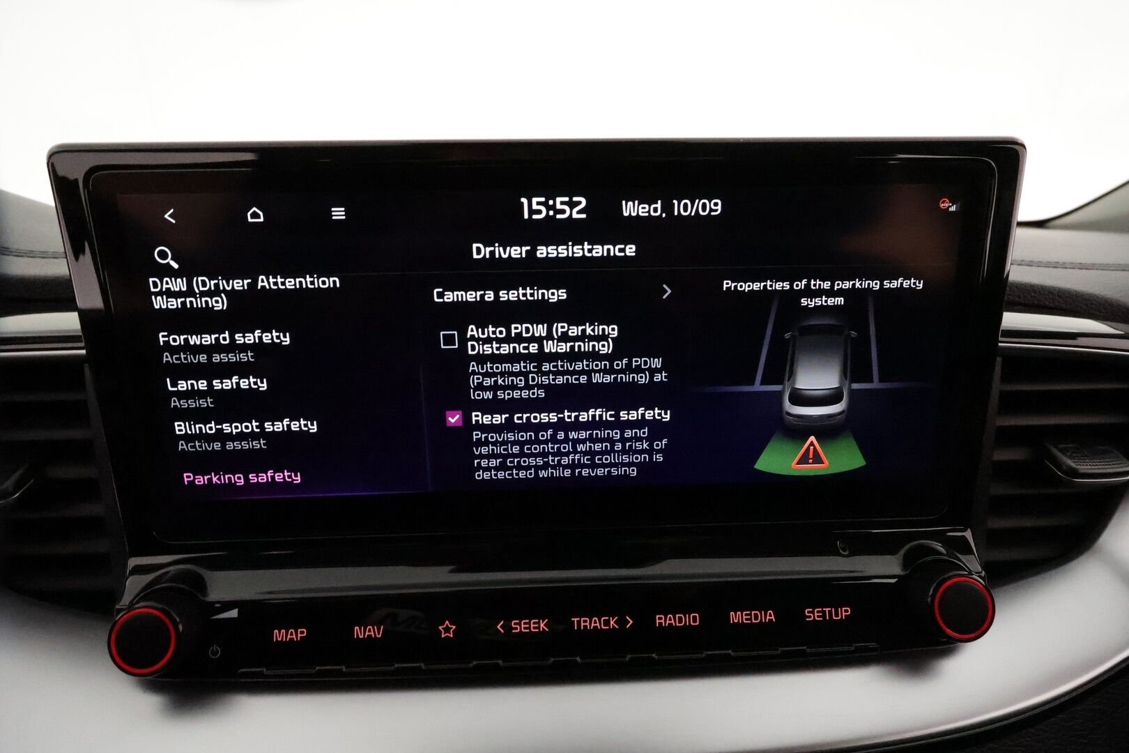 Kia Ceed 2022 1,6 GDI Plug-In Hybrid Business Premium SW DCT **ACC / Muistipenkki / Koukku / LED / Navi / Ilmastoidut nahat** - Lohkolämmitin / P.kamera / Suomi-auto / Kahdet renkaat aluvanteilla / Merkkihuollettu