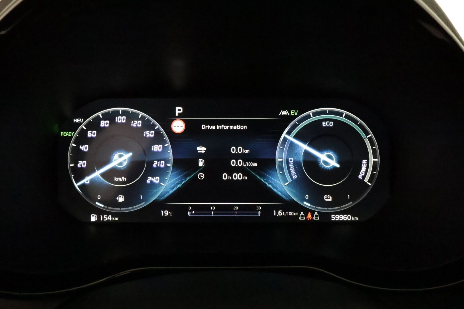Kia Ceed 2022 1,6 GDI Plug-In Hybrid Business Premium SW DCT **ACC / Muistipenkki / Koukku / LED / Navi / Ilmastoidut nahat** - Lohkolämmitin / P.kamera / Suomi-auto / Kahdet renkaat aluvanteilla / Merkkihuollettu