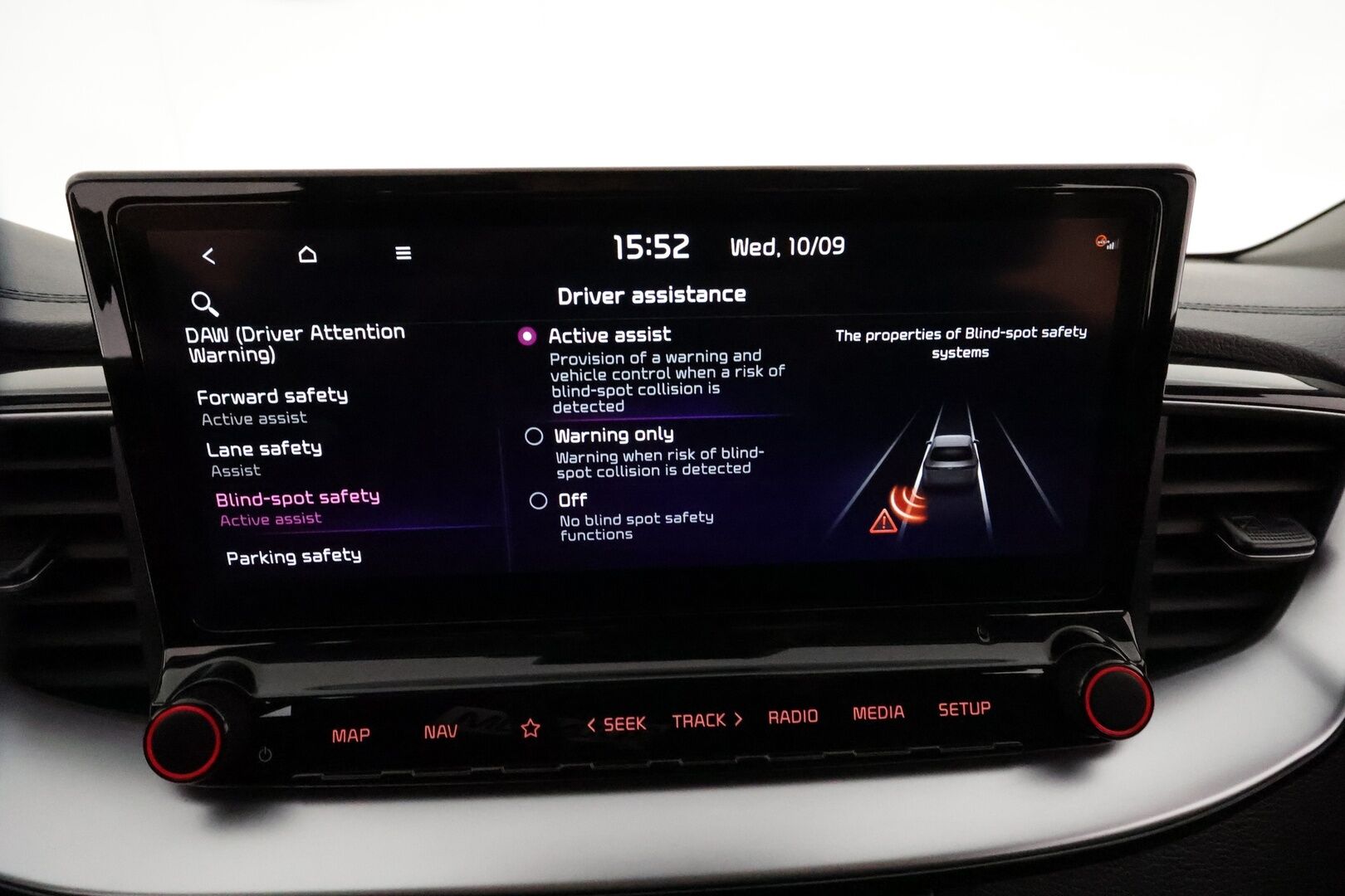 Kia Ceed 2022 1,6 GDI Plug-In Hybrid Business Premium SW DCT **ACC / Muistipenkki / Koukku / LED / Navi / Ilmastoidut nahat** - Lohkolämmitin / P.kamera / Suomi-auto / Kahdet renkaat aluvanteilla / Merkkihuollettu