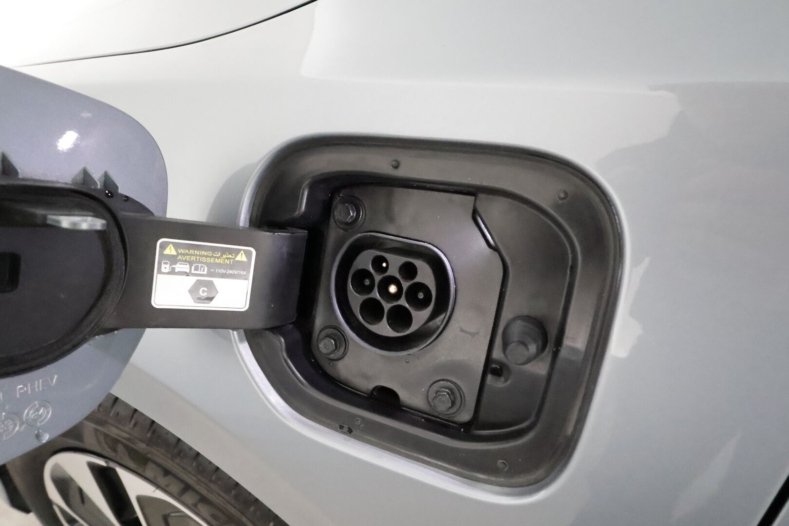 Kia Ceed 2022 1,6 GDI Plug-In Hybrid Business Premium SW DCT **ACC / Muistipenkki / Koukku / LED / Navi / Ilmastoidut nahat** - Lohkolämmitin / P.kamera / Suomi-auto / Kahdet renkaat aluvanteilla / Merkkihuollettu