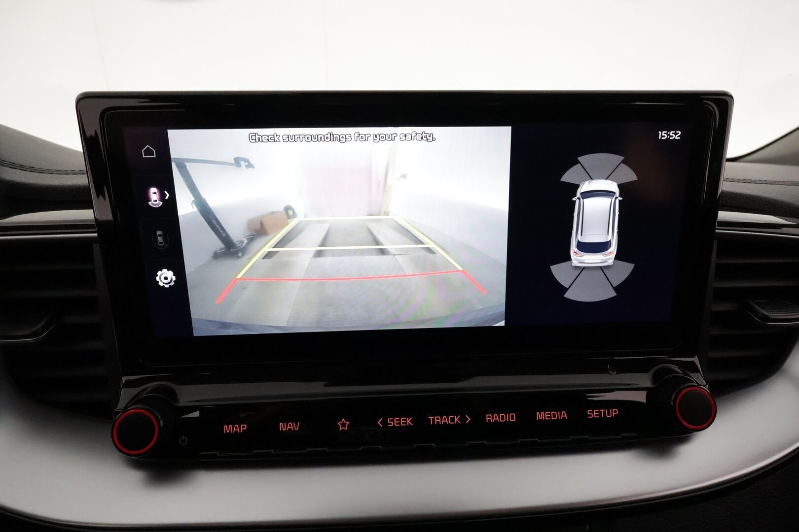 Kia Ceed 2022 1,6 GDI Plug-In Hybrid Business Premium SW DCT **ACC / Muistipenkki / Koukku / LED / Navi / Ilmastoidut nahat** - Lohkolämmitin / P.kamera / Suomi-auto / Kahdet renkaat aluvanteilla / Merkkihuollettu