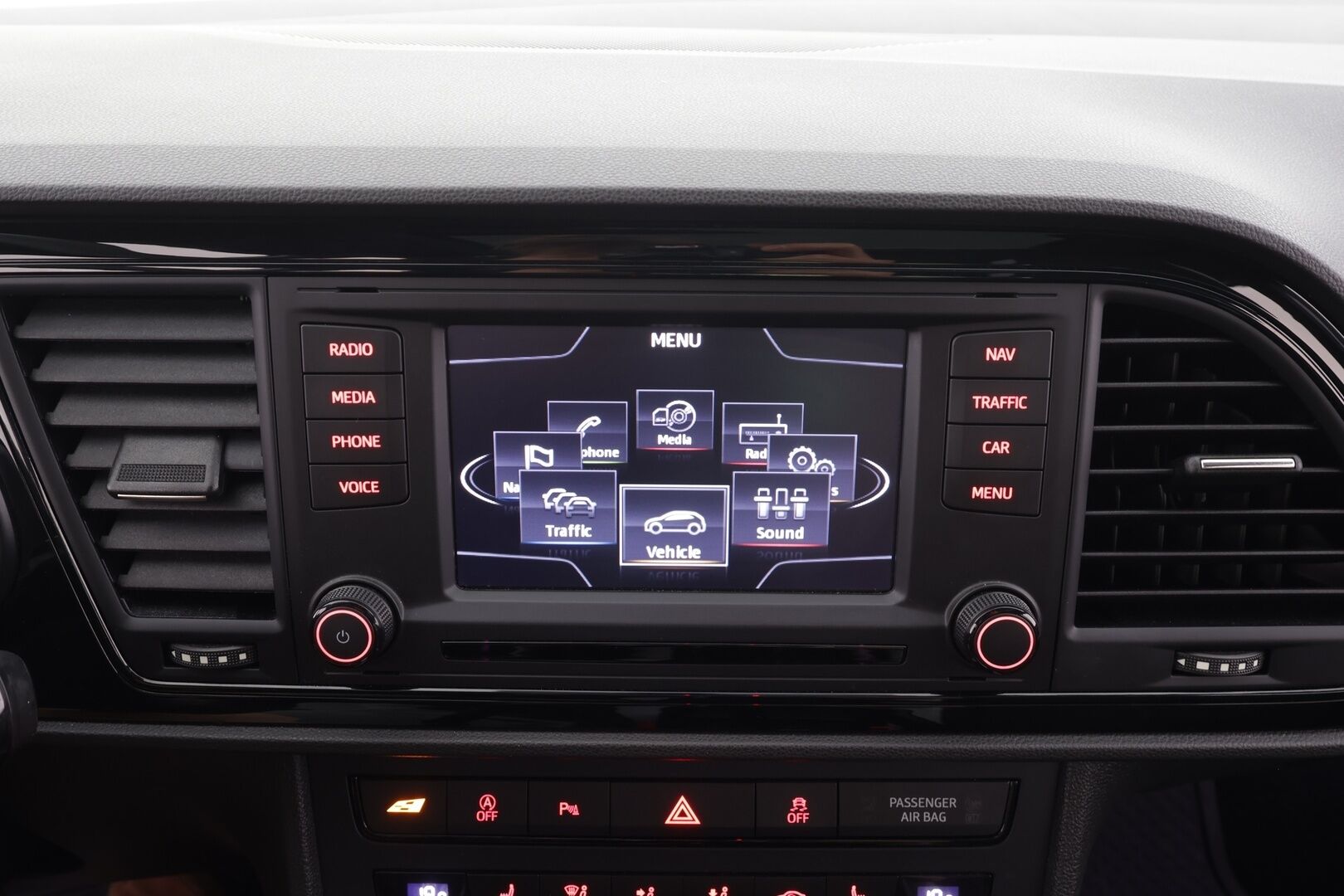 Seat Leon 2015 2,0 TSI 280 Cupra DSG - | Vakkari | Lohko | Seat Sound System | P.tutkat | Puolinahat | Adaptiivinen alusta | Lasikattoluukku | Suomi-auto | Kahdet Renkaat |