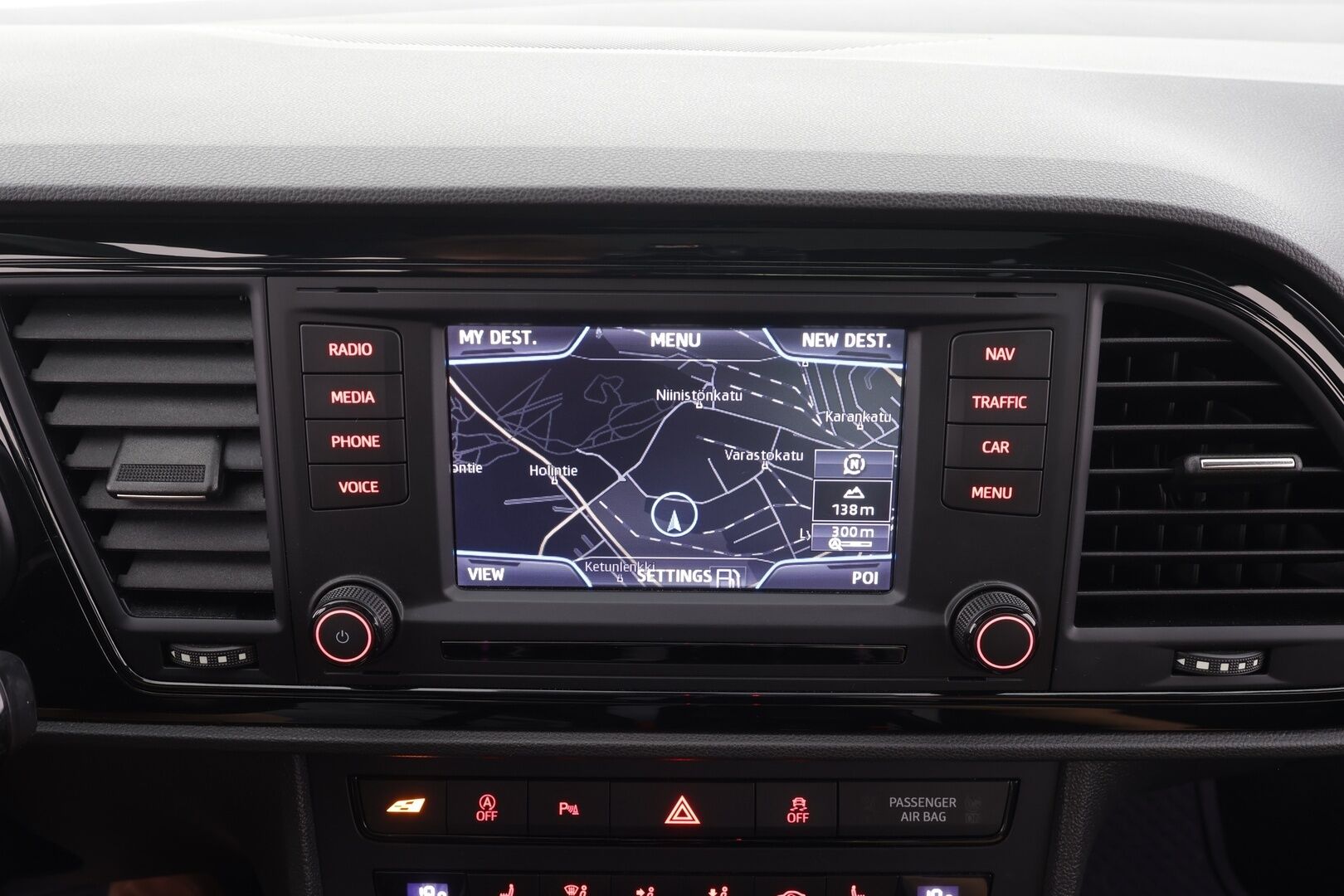 Seat Leon 2015 2,0 TSI 280 Cupra DSG - | Vakkari | Lohko | Seat Sound System | P.tutkat | Puolinahat | Adaptiivinen alusta | Lasikattoluukku | Suomi-auto | Kahdet Renkaat |