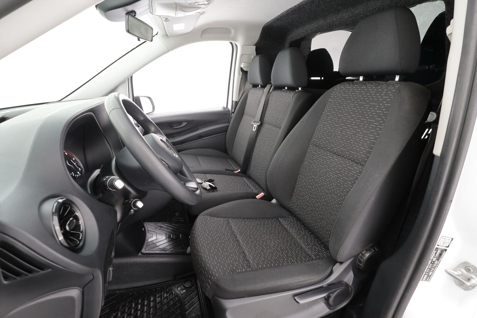 Mercedes-Benz Vito 2022 110CDI FWD-3,05/32K keskipitkä A2 Worker * Webasto / P.Kamera / Vakkari / Apple&Android / Ilmastointi / ALV * - Suomi-auto / Kahdet renkaat / Merkkihuollot