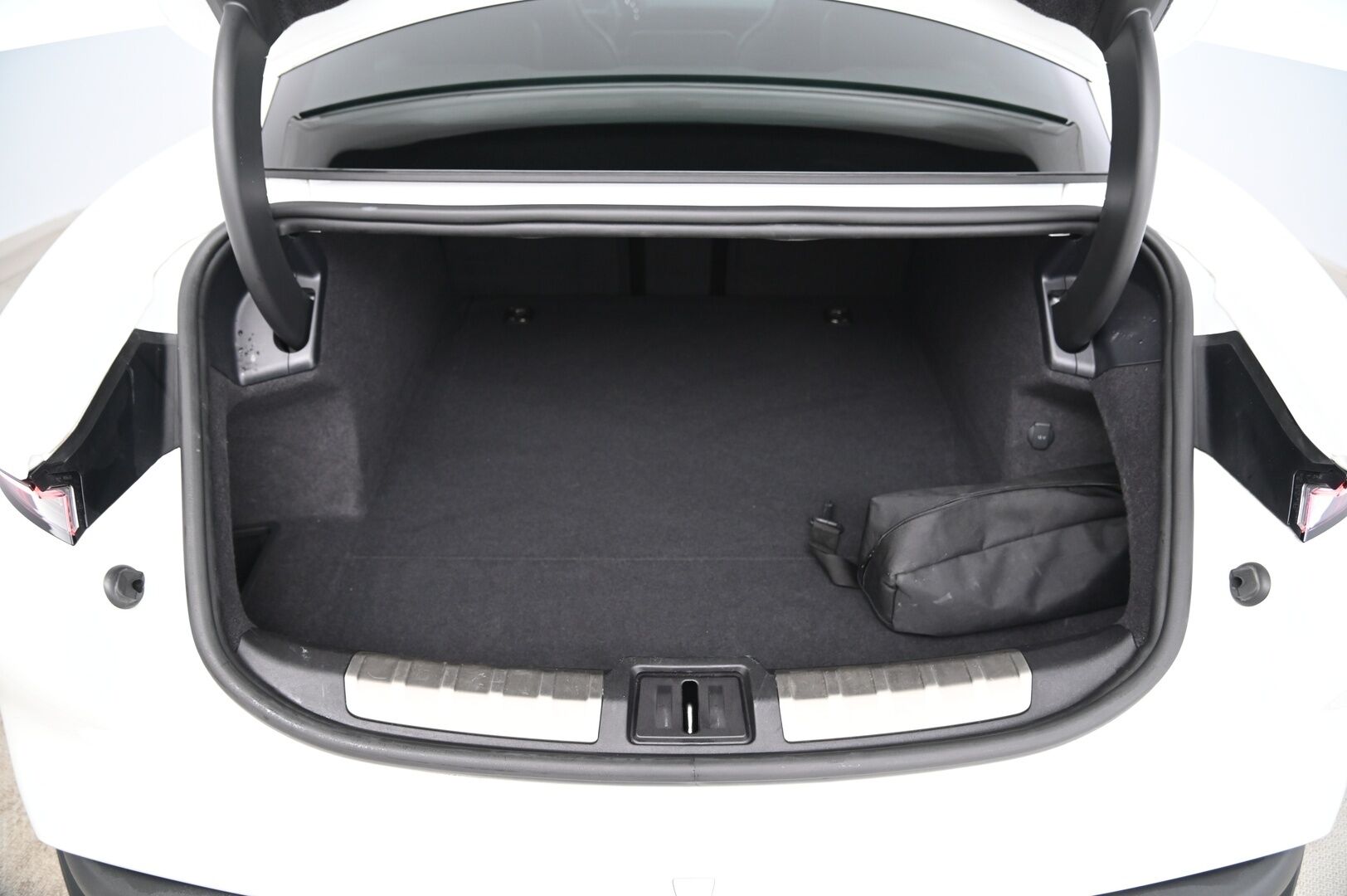 Porsche Taycan 2020 Turbo*Sport Chrono / Panorama / Ilmalämpöpumppu / BOSE / Adapt.vakkari / Ilma-alusta* - *2x renkaat&vantee*