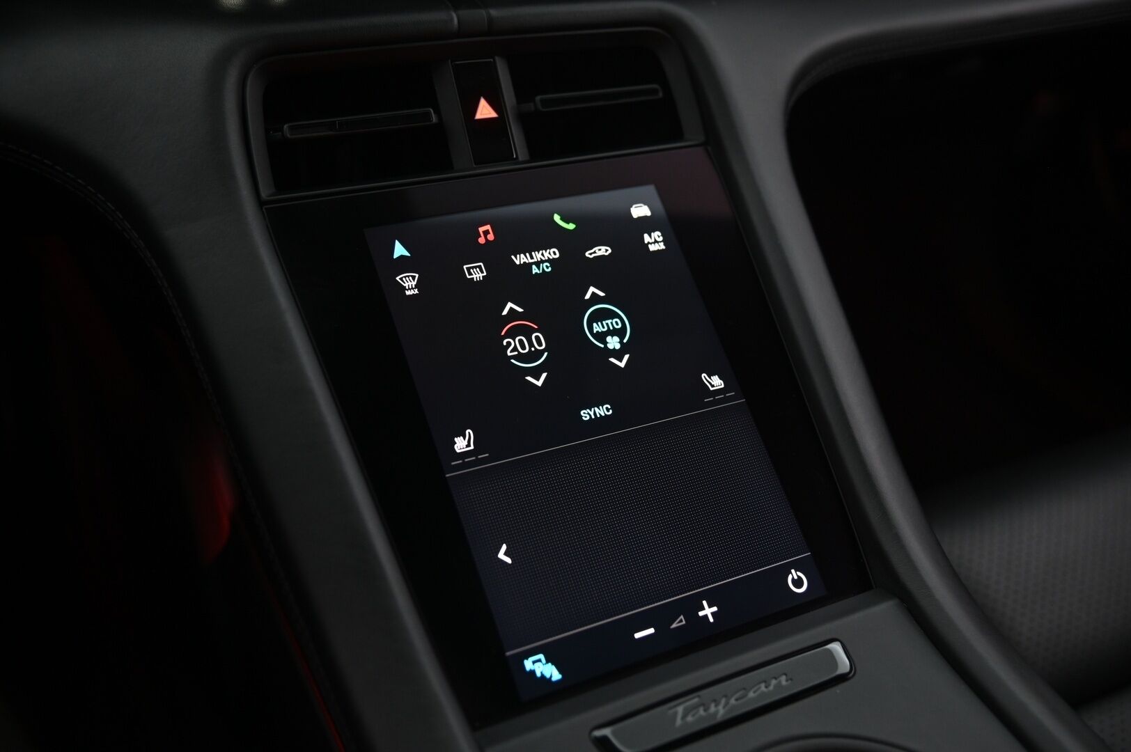 Porsche Taycan 2020 Turbo * Sport Chrono / Matrix LED / Adapt.vakkari / BOSE / Lämpöpumppu / Ilma-alusta / 14-ist. / Lasikatto / P.kamera * - Akku kuntotarkastettu SoH 93%