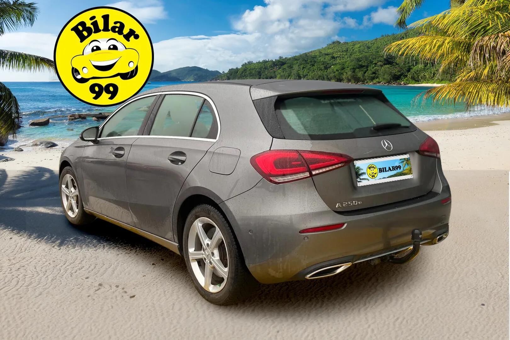 Mercedes-Benz A 2022 250 e A Business Edition - Distronic + | Puolinahkasisusta | Vetokoukku | Peruutuskamera | Widescreen | Lisälämmitin | Tunnelmavalaistus | Kahdet renkaat vanteineen | Säännöllinen huoltohistoria | Akku kuntotarkastettu
