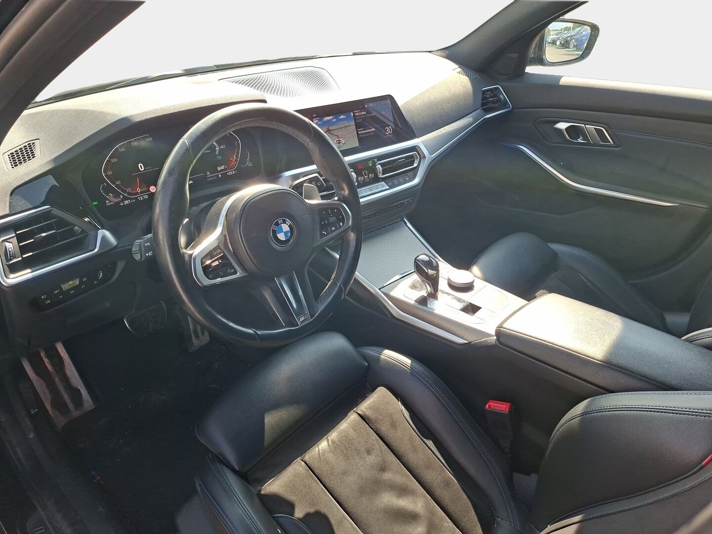 BMW 320 2021 G21 Touring 320d A xDrive Business M Sport MHEV - HiFi | Vetokoukku | Nahka-Alcantara | M Alusta | Digimittaristo | Urheiluistuimet | Vakkari | LED | Prof Navi | Shadowline
