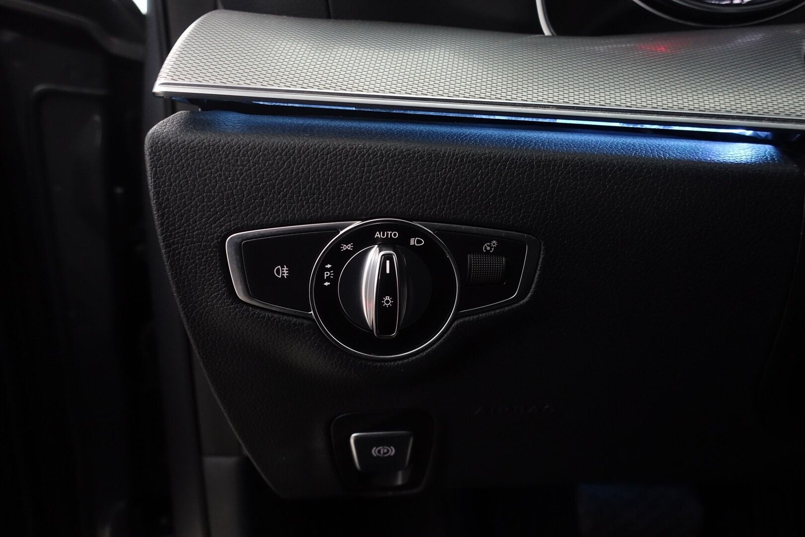 Mercedes-Benz E 2017 350 d T A Business - | Webasto | Sähköinen vetokoukku | Peruutuskamera | Parkkitutkat | Hyvät kitkat | 2x OEM Vanteet |