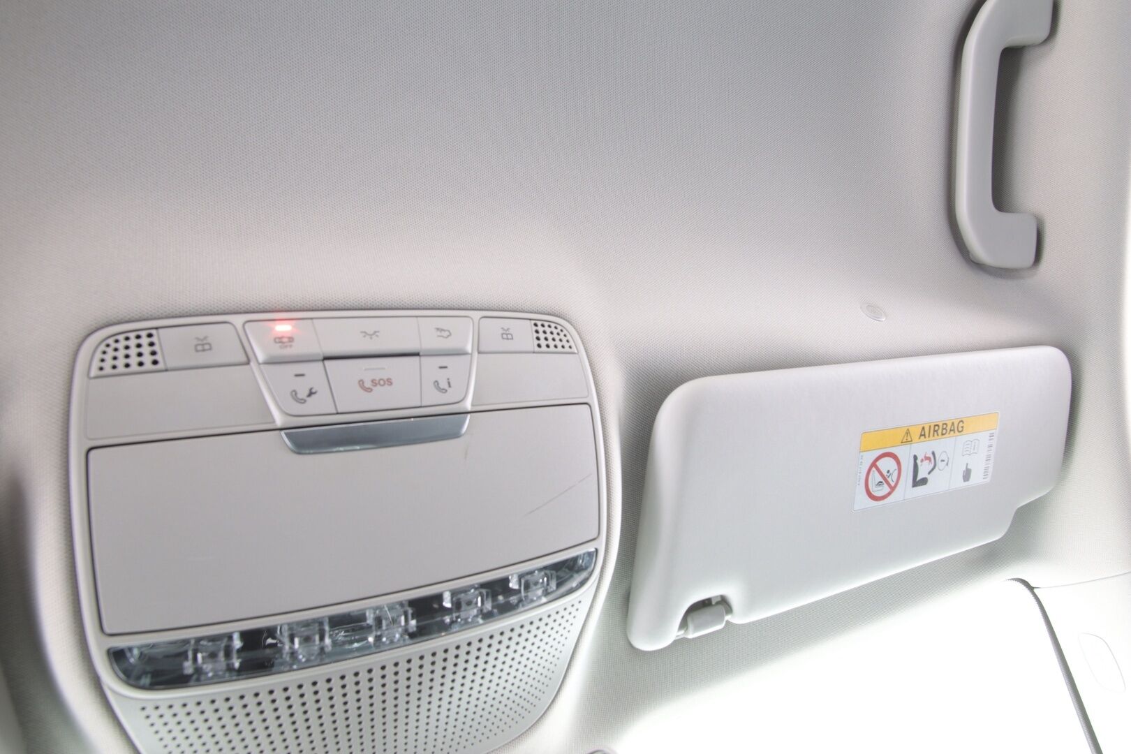 Mercedes-Benz E 2017 350 d T A Business *Webasto / Sähköinen vetokoukku / Peruutuskamera / Parkkitutkat / Hyvät kitkat / 2x renkaat* - Huippusiisti voimanpesä!