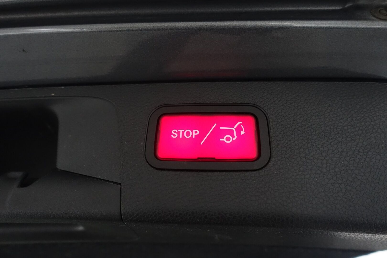 Mercedes-Benz E 2017 350 d T A Business - | Webasto | Sähköinen vetokoukku | Peruutuskamera | Parkkitutkat | Hyvät kitkat | 2x OEM Vanteet |