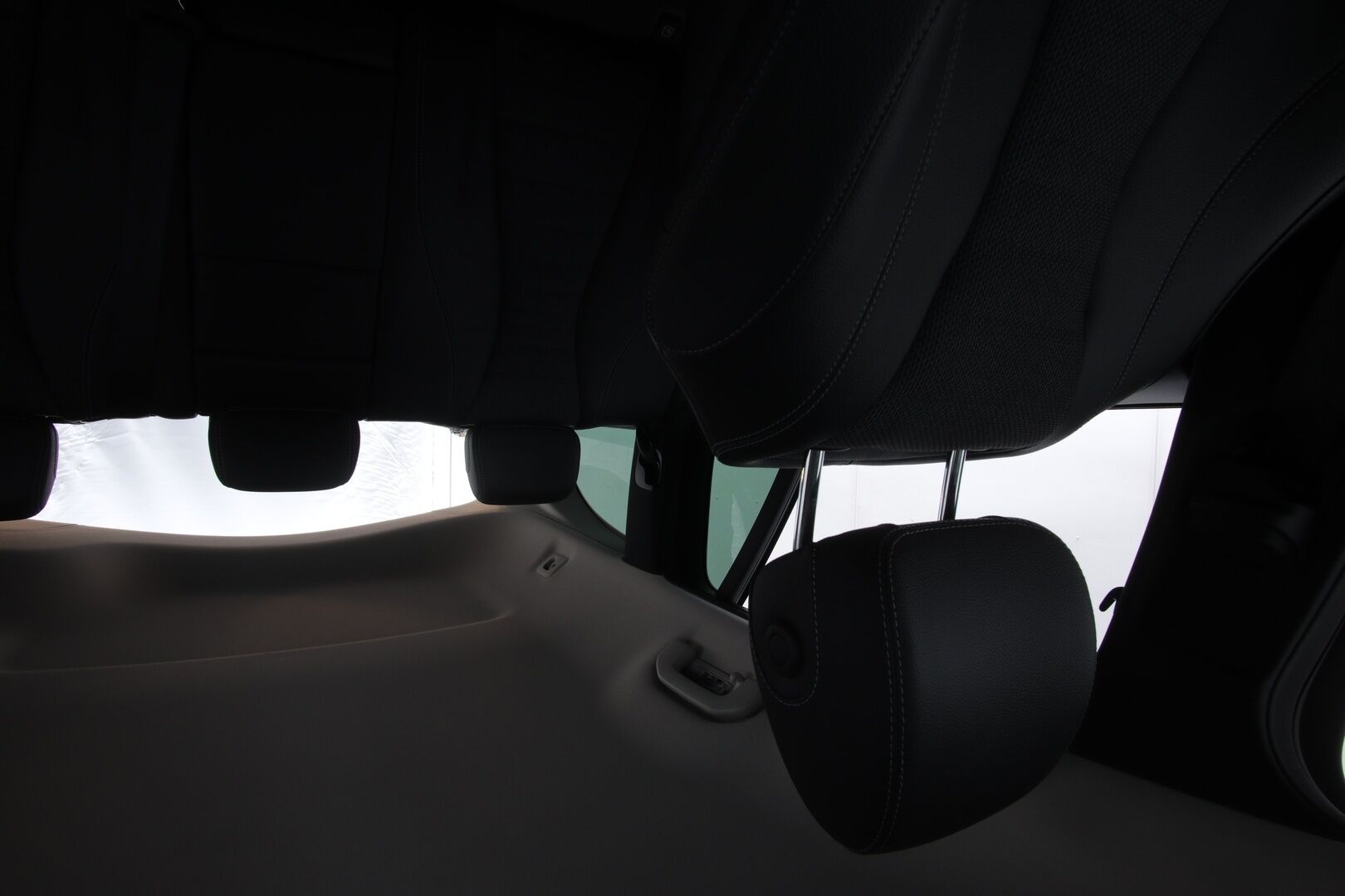 Mercedes-Benz E 2017 350 d T A Business *Webasto / Sähköinen vetokoukku / Peruutuskamera / Parkkitutkat / Hyvät kitkat / 2x renkaat* - Huippusiisti voimanpesä!