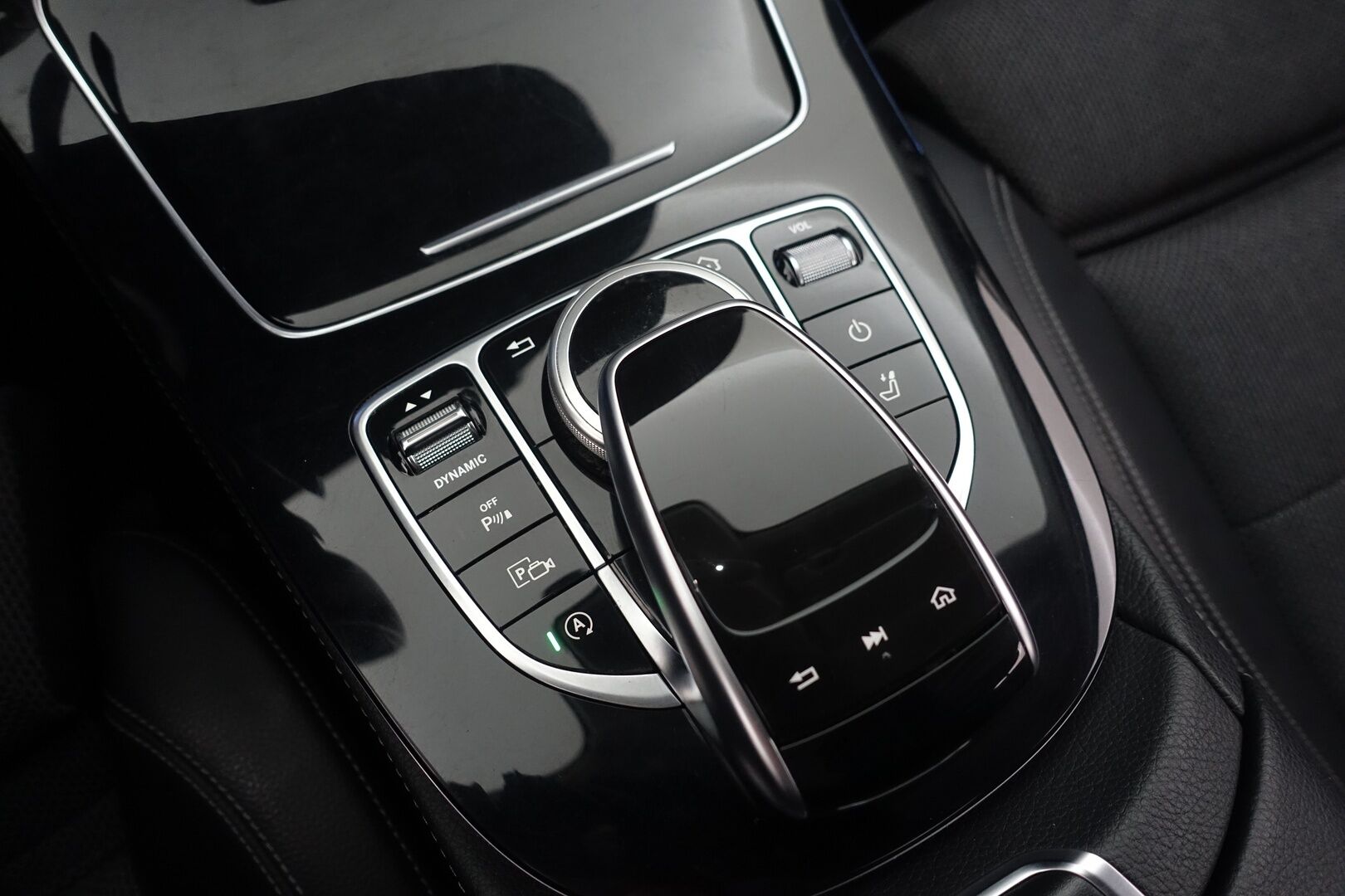 Mercedes-Benz E 2017 350 d T A Business - | Webasto | Sähköinen vetokoukku | Peruutuskamera | Parkkitutkat | Hyvät kitkat | 2x OEM Vanteet |