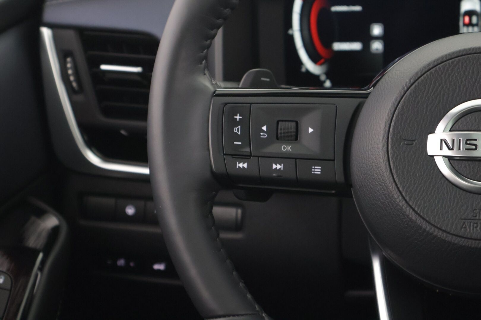 Nissan Qashqai 2022 MHEV 158 Xtronic 2WD Tekna+ *Adapti vakkari / 360-kamera / Bose / Panorama / HUD / Hierovat muistipenkit!* - *Huippuvarusteltu / Tilava / Turvallinen!*