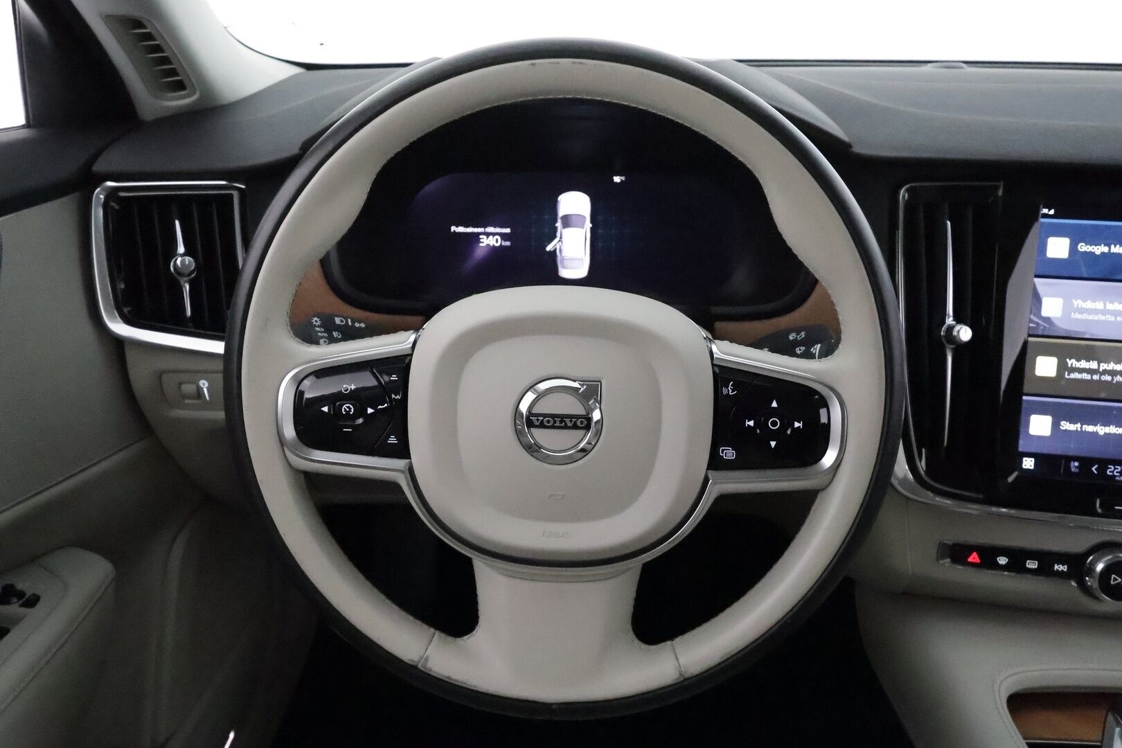 Volvo S90 2022 B5 AWD D-MHEV Business aut *ACC / P.kamera / Full LED / Koukku / Webasto / Vaaleat nahat / Navi / KeylessGo* - Facelift / 1.Om Suomi-auto / Kahdet renkaat aluvanteilla / Merkkihuollettu