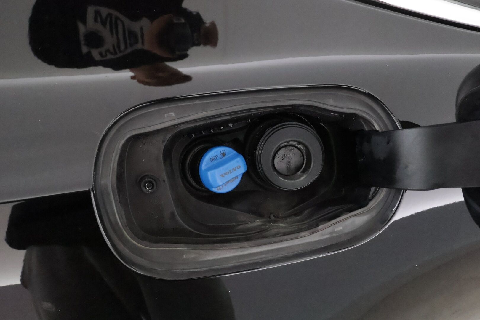 Volvo S90 2022 B5 AWD D-MHEV Business aut *ACC / P.kamera / Full LED / Koukku / Webasto / Vaaleat nahat / Navi / KeylessGo* - Facelift / 1.Om Suomi-auto / Kahdet renkaat aluvanteilla / Merkkihuollettu