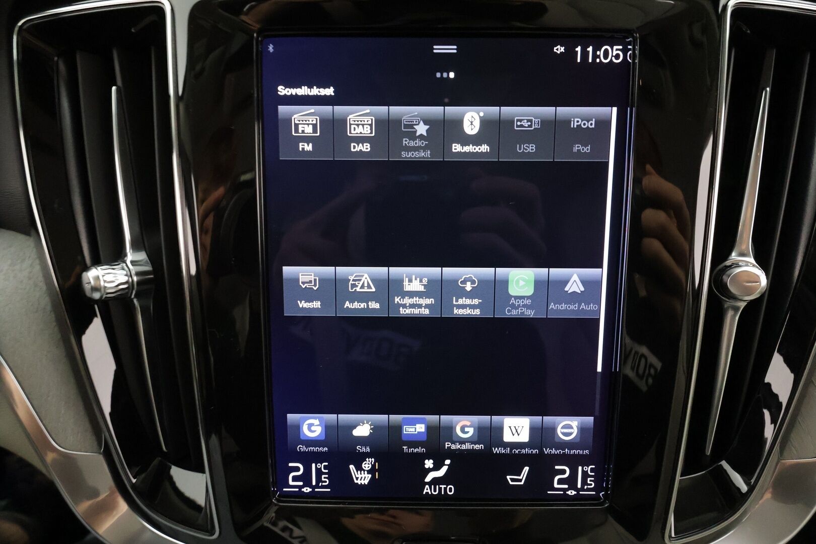 Volvo V60 Cross Country 2022 B4 AWD D-MHEV Business Edition aut *ACC / P.kamera / Webasto / Koukku / Vaaleat nahat / LED / Navi* - Suomi-auto 