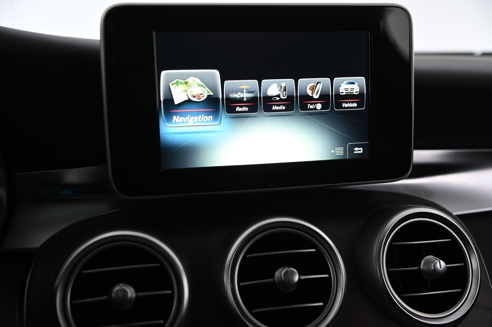 Mercedes-Benz C 2016 180 Coupé **Panorama / P.kamera / navi / Juuri katsastettu!** - *Juuri merkkihuollettu! / 2x renkaat&vanteet*